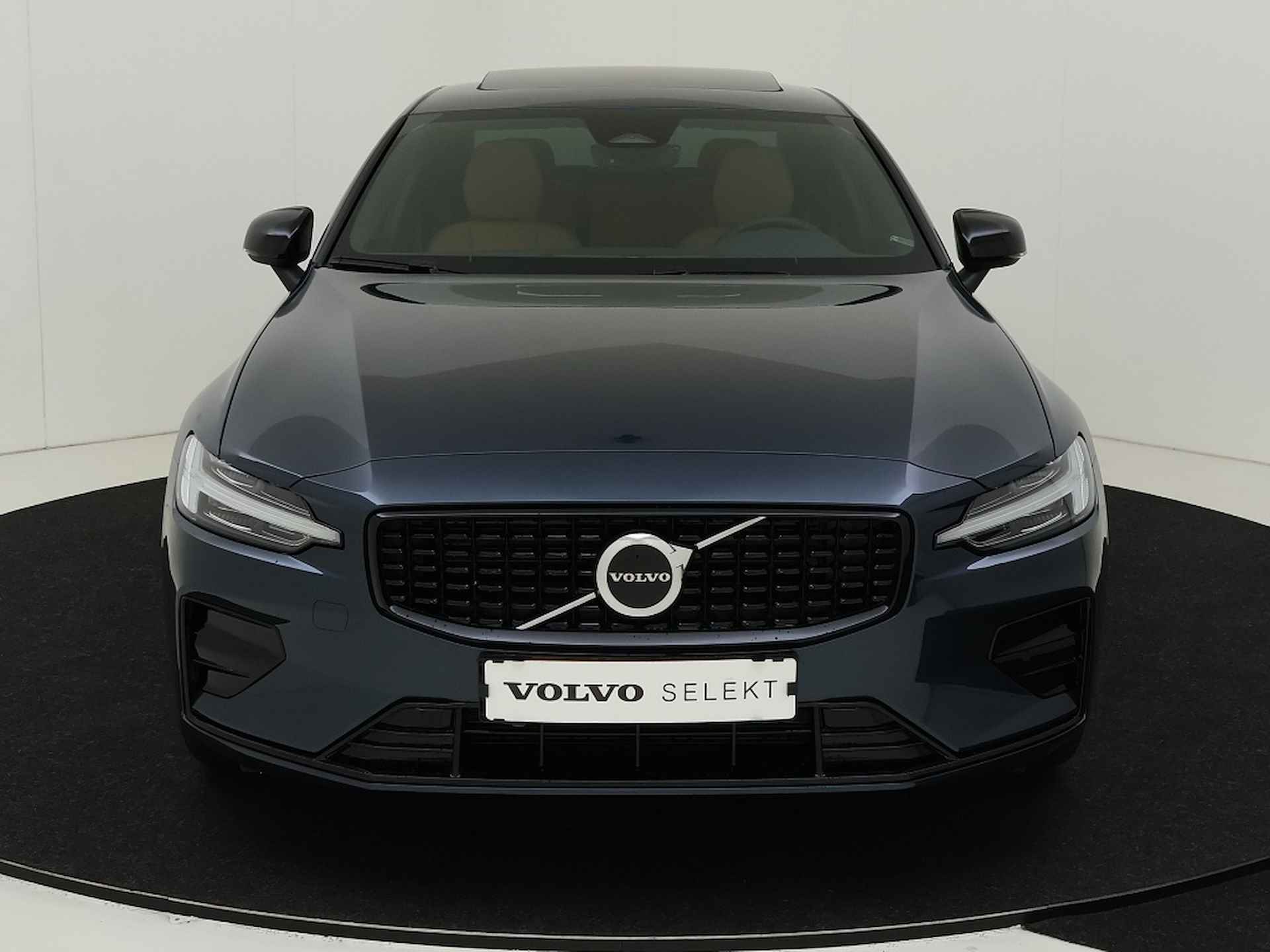 Volvo S60 B4 Plus Dark | DEMO | Panoramadak | Stoelventilatie | - 3/34