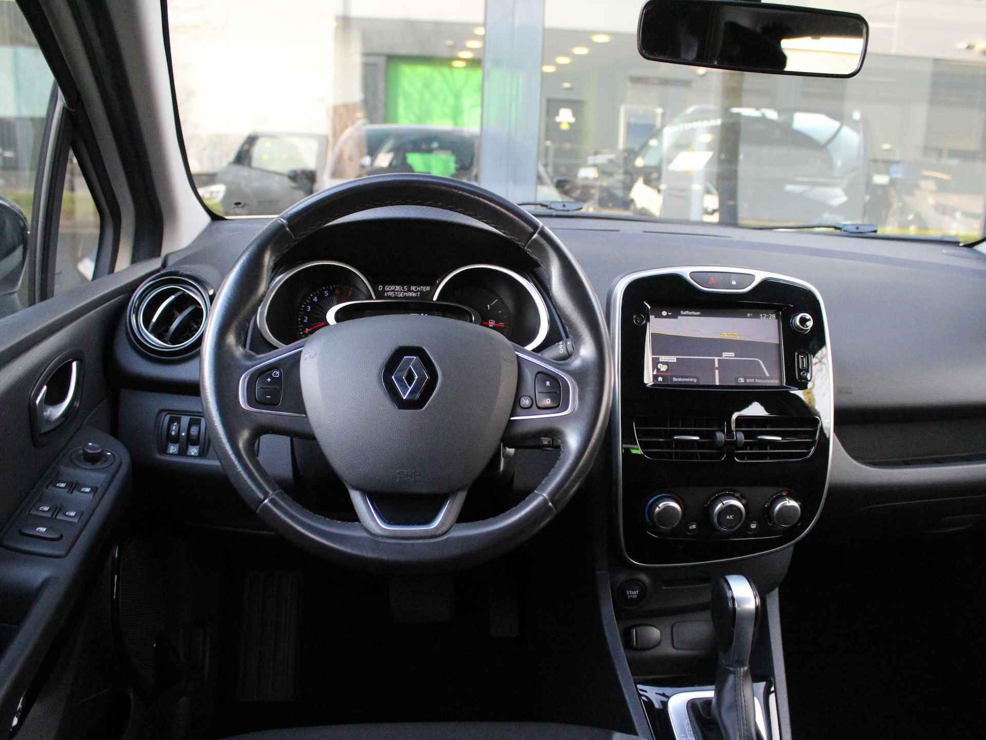 Renault Clio Estate 1.2 120 Dynamique EDC / 1E EIGENAAR / DEALER OND. / NAVI / PDC A / DAKRAILS / KEYLESS / DAB / BLUETHOOT / CRUISE / ELEC. BED. SPIEGELS / ELEC RAMEN V+A / AIRCO / 16'' LMV - 3/54