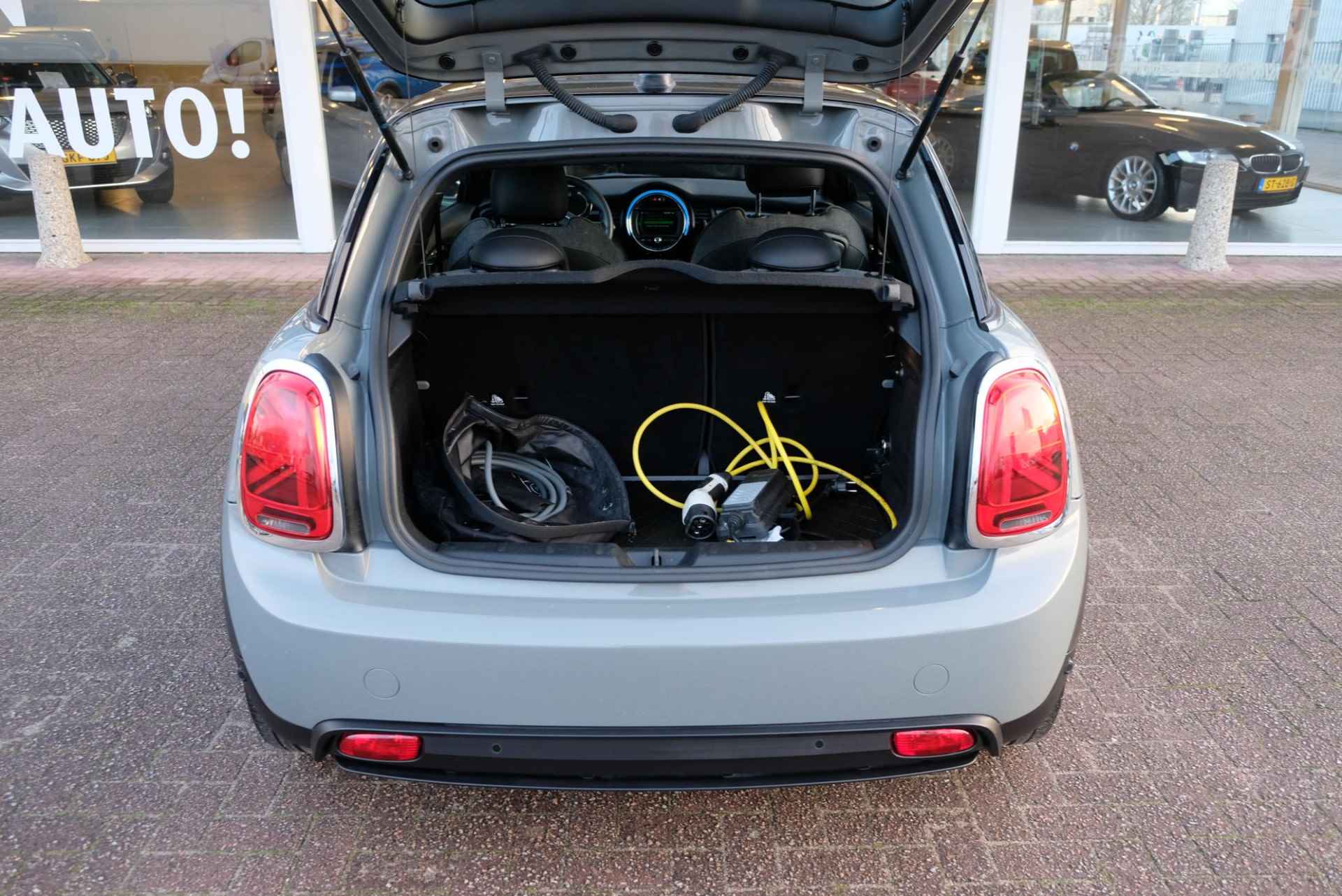 Mini Electric 184pk 32 kWh Greenwich | Navi | App Connect | Climate | Cruise | Panoramadak | Keyless | Camera - 23/26