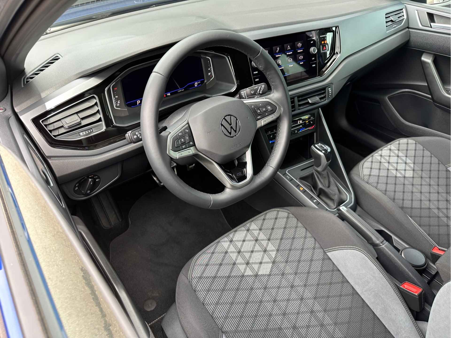 Volkswagen Taigo 1.5 TSI 150pk DSG R-Line | Led gril | Adapt. Cruise | Carplay | Rijklaar incl. garantie - 8/30