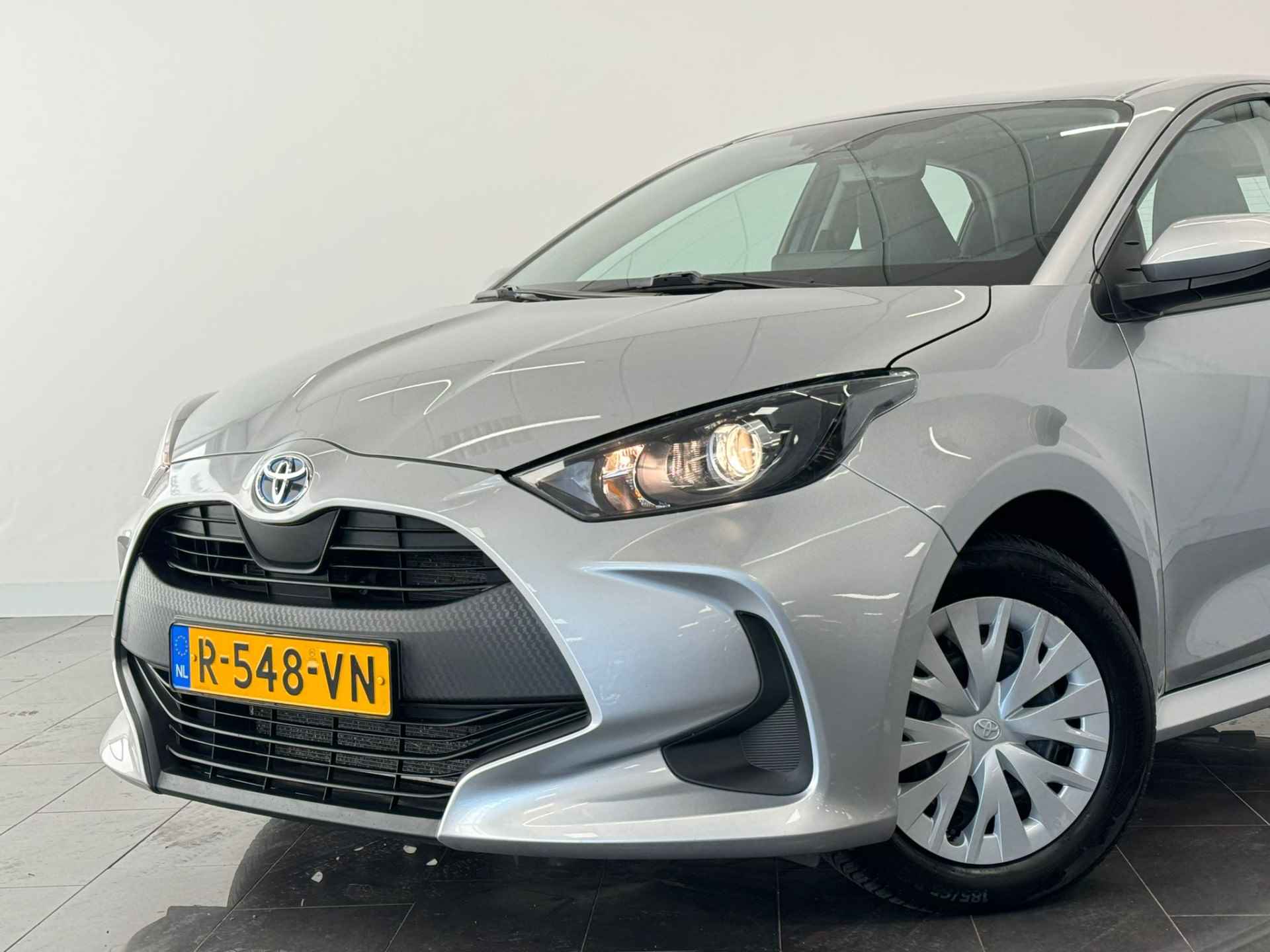 Toyota Yaris 1.5 Hybrid Active | Airco | Navigatie | Camera | - 28/33