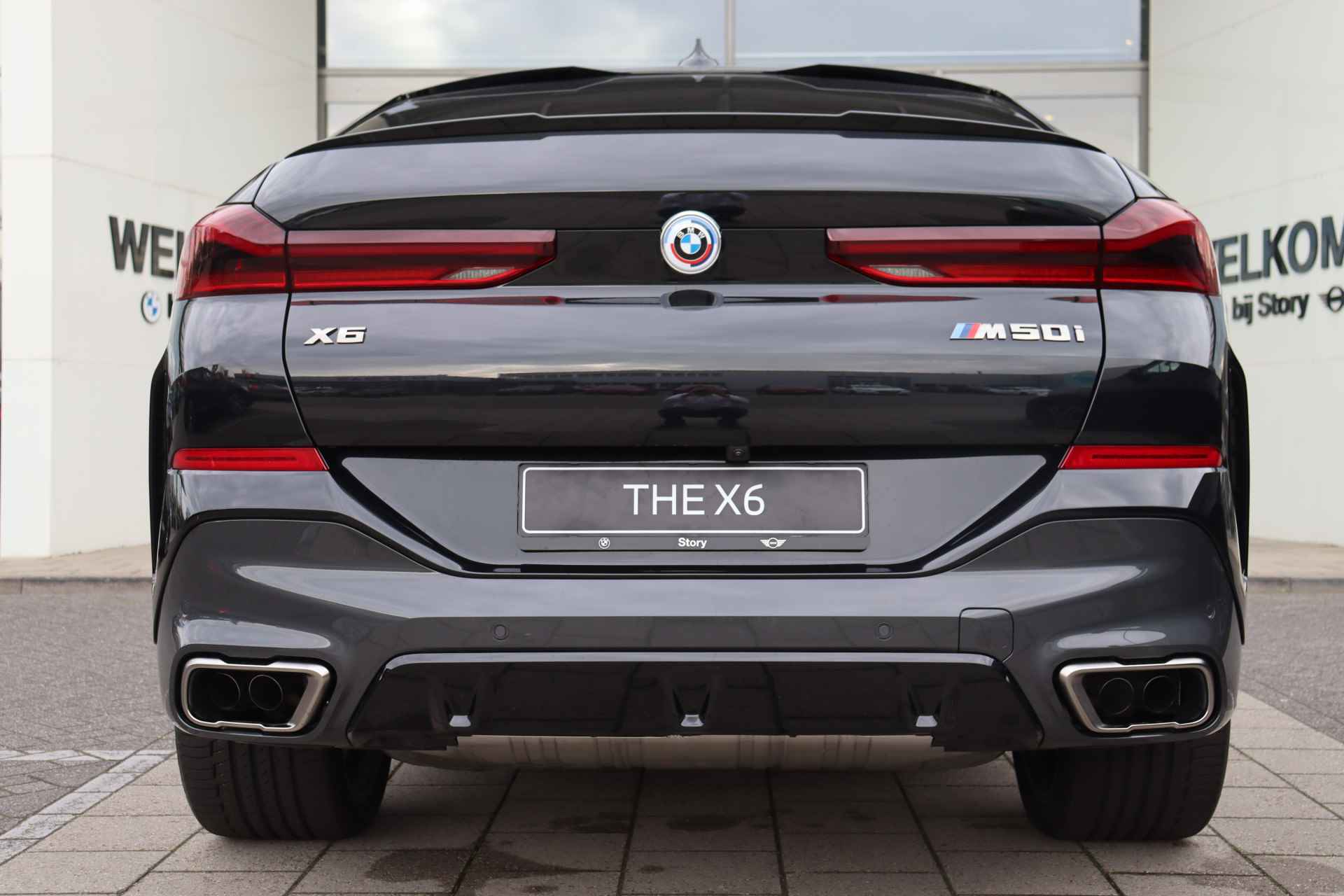 BMW X6 M50i High Executive Automaat / BMW M 50 Jahre uitvoering / Panoramadak Sky Lounge / Trekhaak / Active Steering / Stoelventilatie / Laserlight / Head-Up / Harman Kardon - 7/37