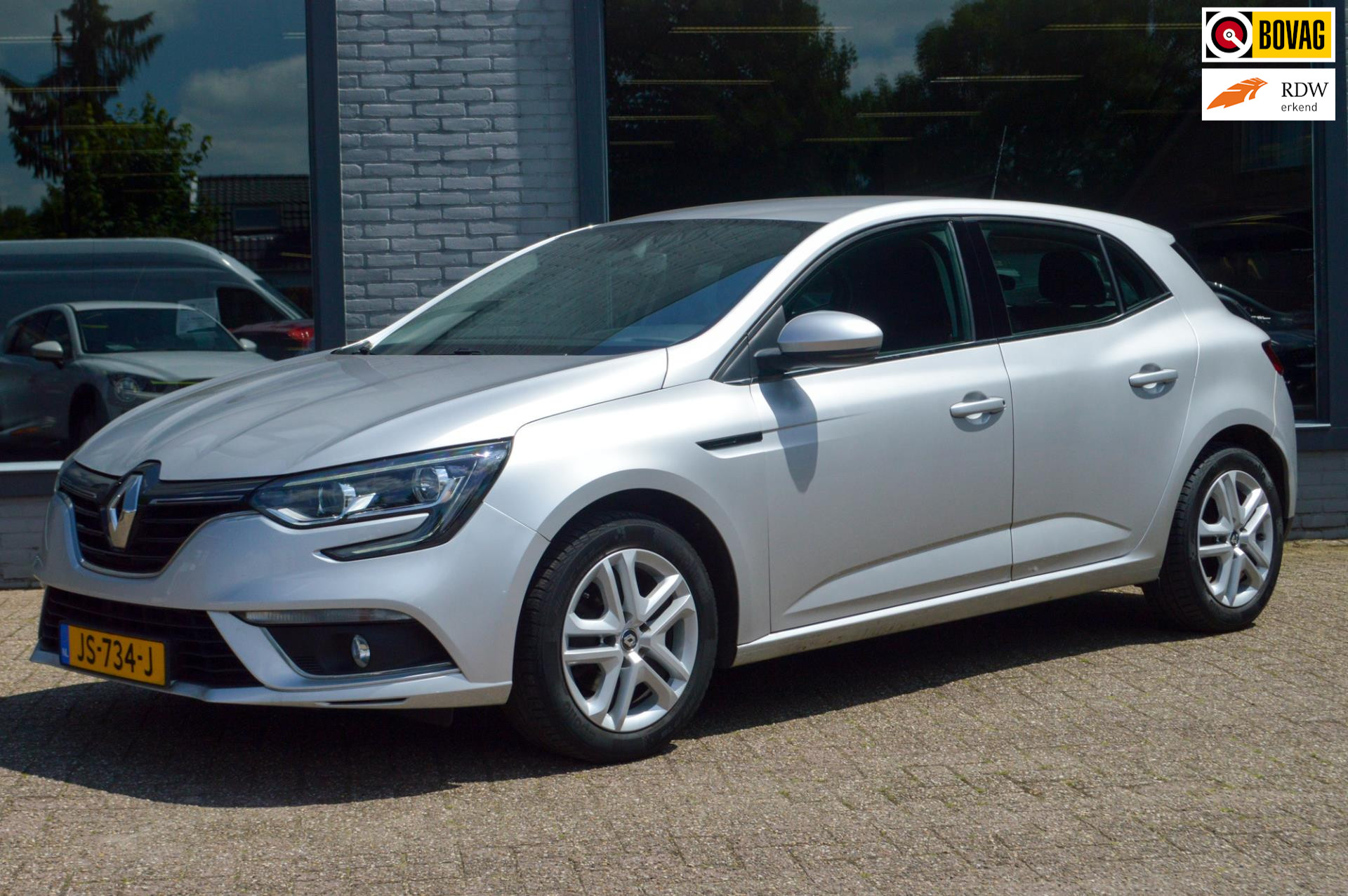 Renault Mégane 1.2 TCe Zen | Navigatie | Cruise | Clima | Parkeersensoren achter