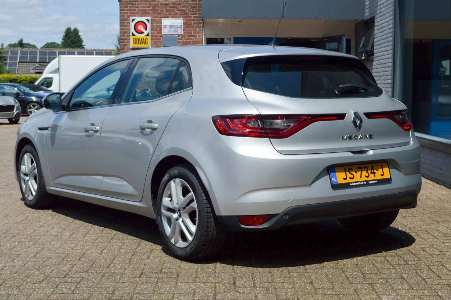 Renault Mégane 1.2 TCe Zen | Navigatie | Cruise | Clima | Parkeersensoren achter - 7/33