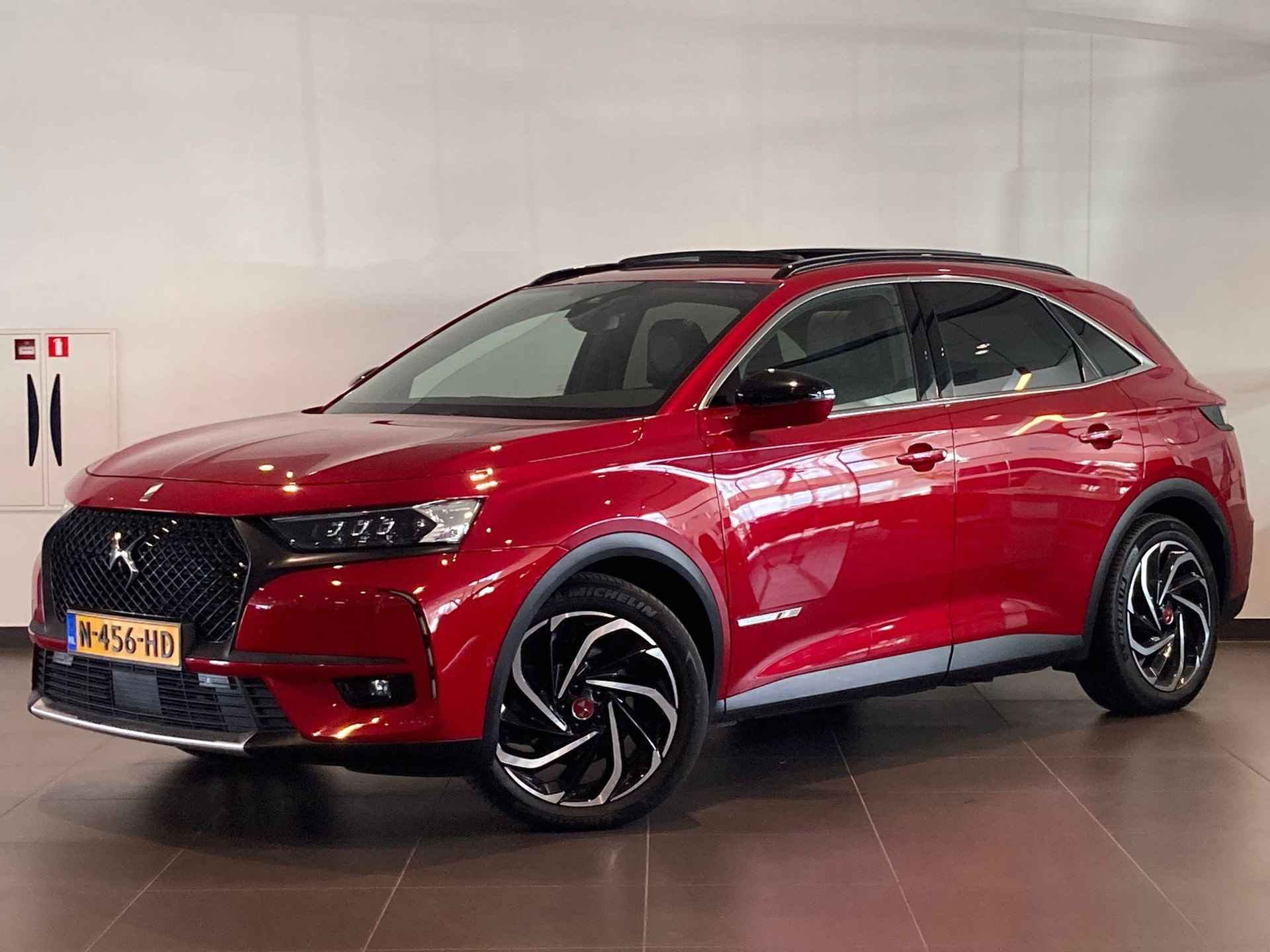 DS DS 7 Crossback Performance Line+ e-Tense PHEV 300pk 4x4 e-EAT8 AUTOMAAT | SCHUIF/KANTELDAK | HANDSFREE A.KLEP | LEDER | NIGHT VISION | 360° CAMERA | STOELVERW. | - 12/85