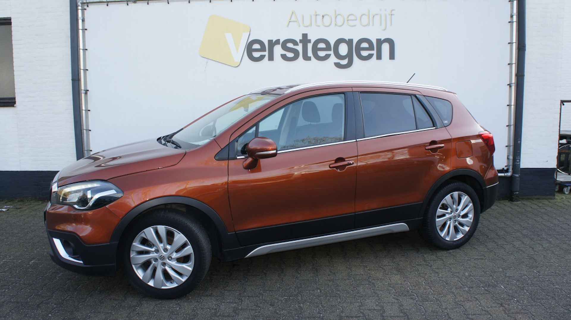 Suzuki S-Cross