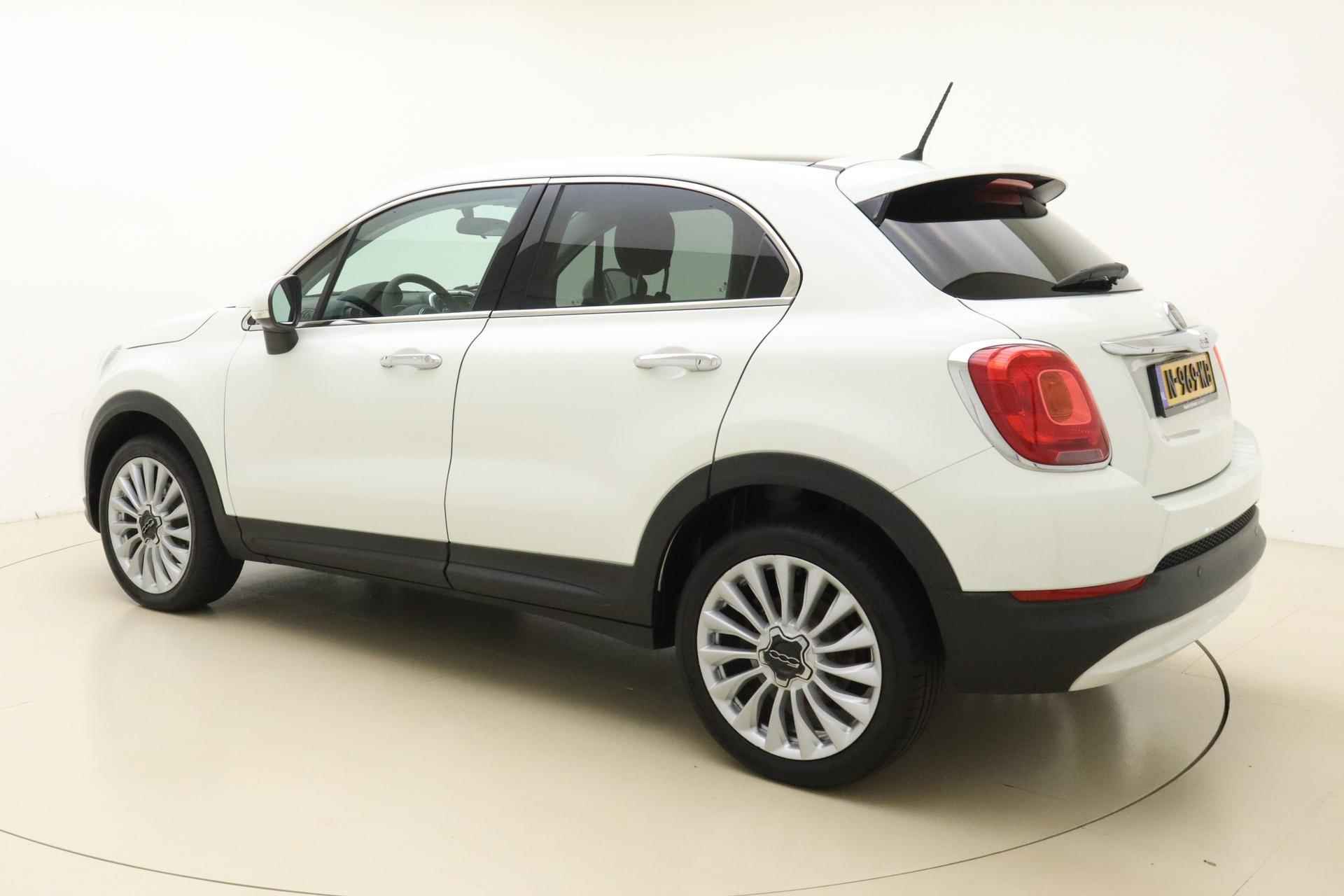 Fiat 500 X 1.4 Turbo MultiAir Lounge | Automaat | Schuif/kanteldak | Keyless entry | Navigatie | 18"LMV | Xenon | - 5/36