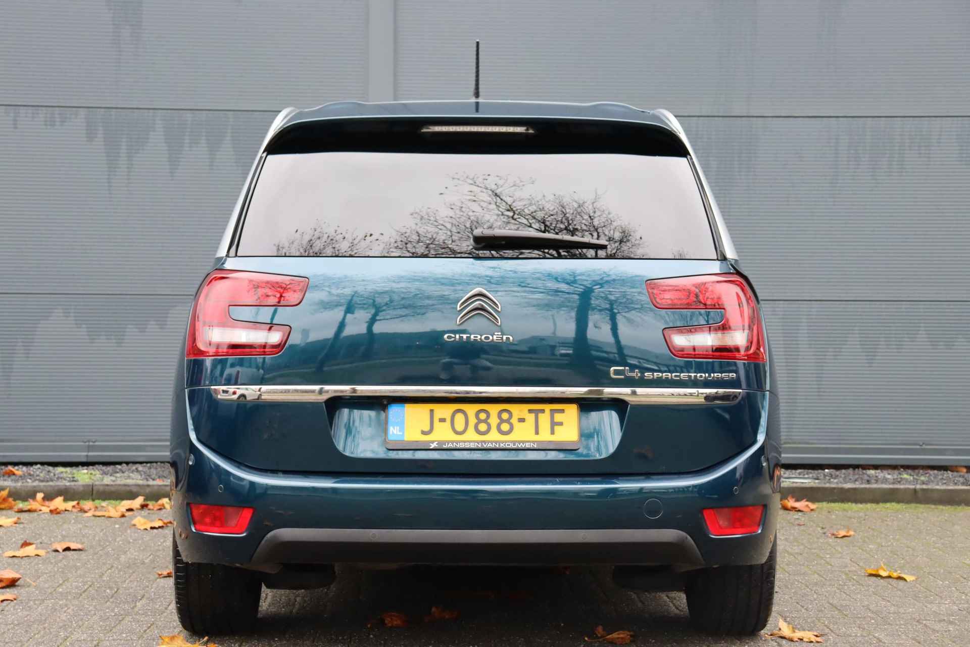 Citroen Grand C4 SpaceTourer 1.2 PureTech Shine / 7-Persoons / Navigatie / Camera - 5/43