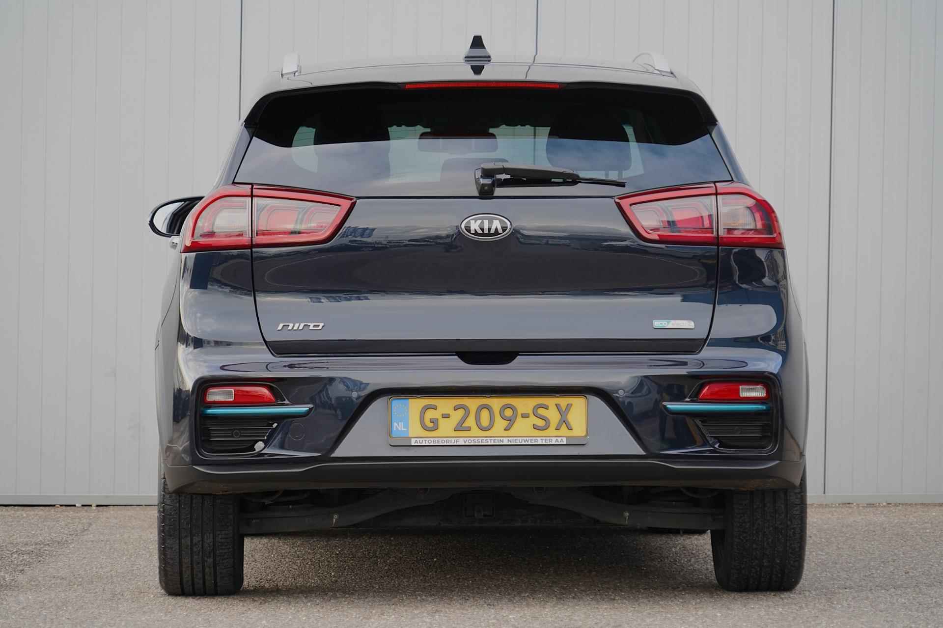 Kia E-Niro ExecutiveLine 64 kWh / Incl. BTW / Leder / Stoelverw. & Koeling / Camera / Carplay / JBL Audio - 27/38