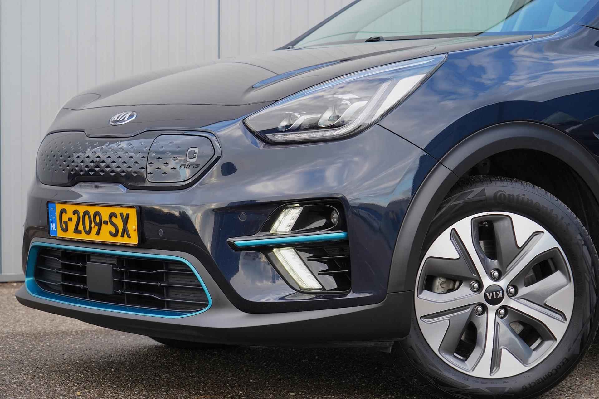 Kia E-Niro ExecutiveLine 64 kWh / Incl. BTW / Leder / Stoelverw. & Koeling / Camera / Carplay / JBL Audio - 28/38