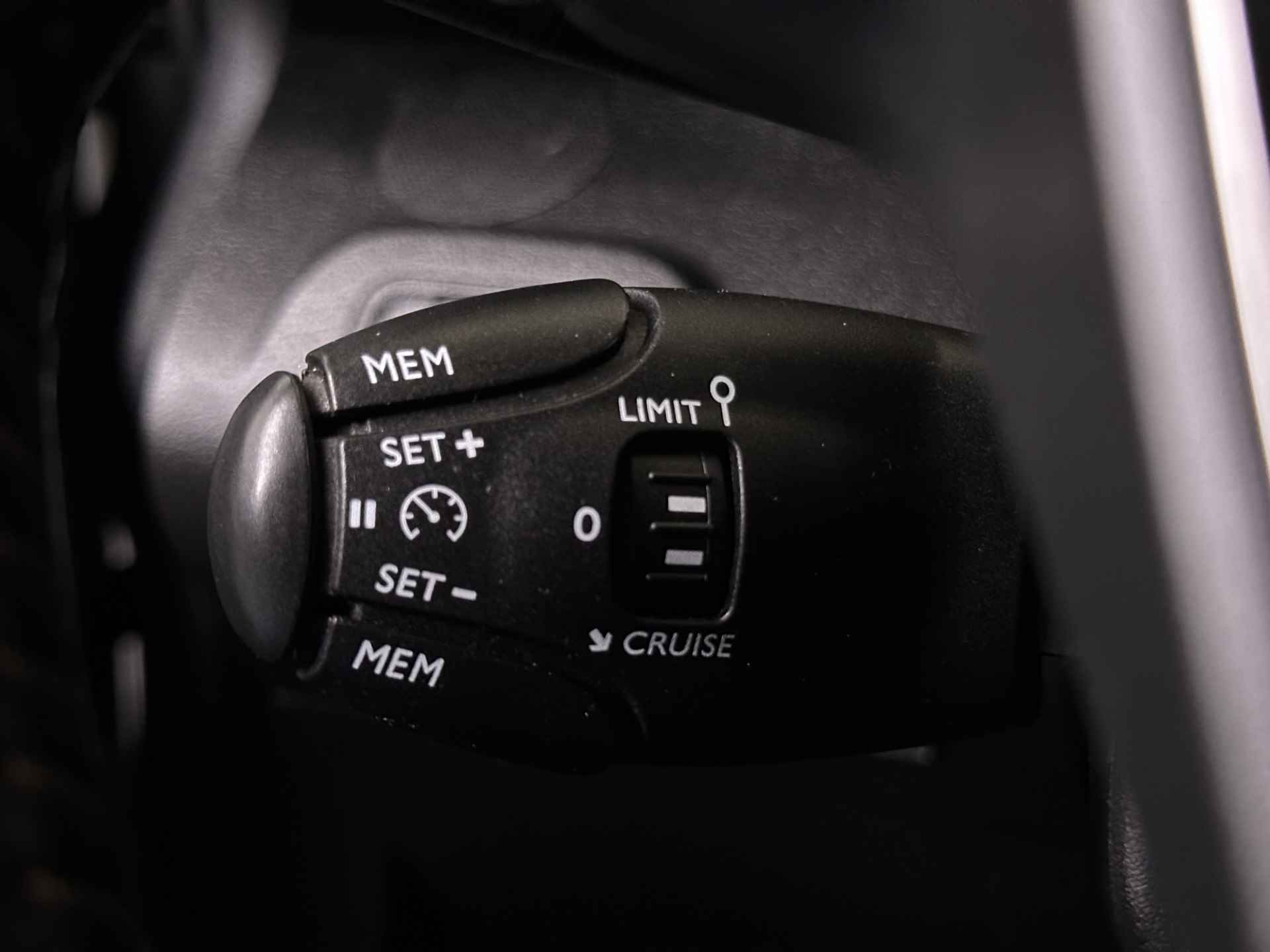 Peugeot Rifter 1.2 Puretech Active | 2x Schuifdeur | Carplay | Navigatie | Parkeersensoren | Airco | Cruise Control | - 35/38