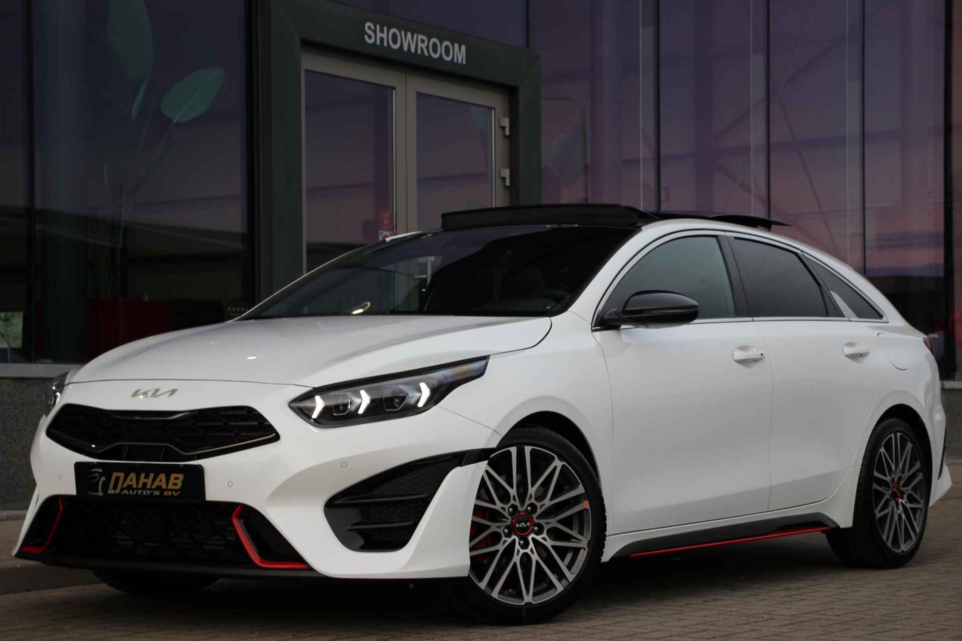 Kia Proceed