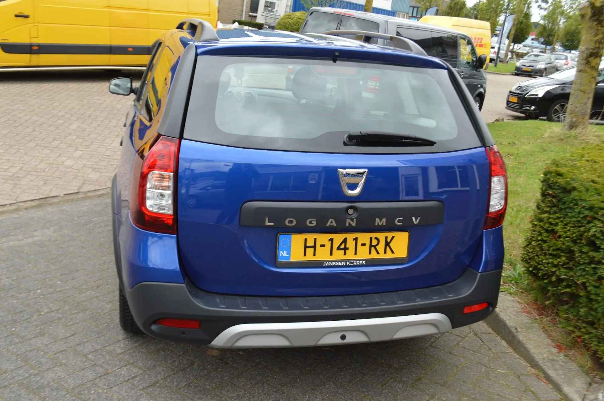 Dacia Logan MCV 1.0 TCe Bi-Fuel LPG Stepway Serie Limitee 15th Anniv. - 16/33