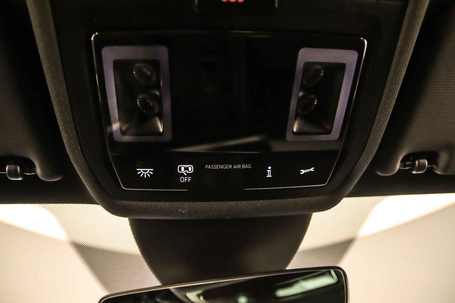 CUPRA Formentor VZ Tribe Edition 1.4 TSI e-Hybrid 245pk DSG Automaat Achteruitrijcamera, Adaptive cruise control, Navigatie, Stoelverwarming, DAB, Airco, Stuurwiel verwarmd, LED verlichting, Parkeersensoren - 36/47