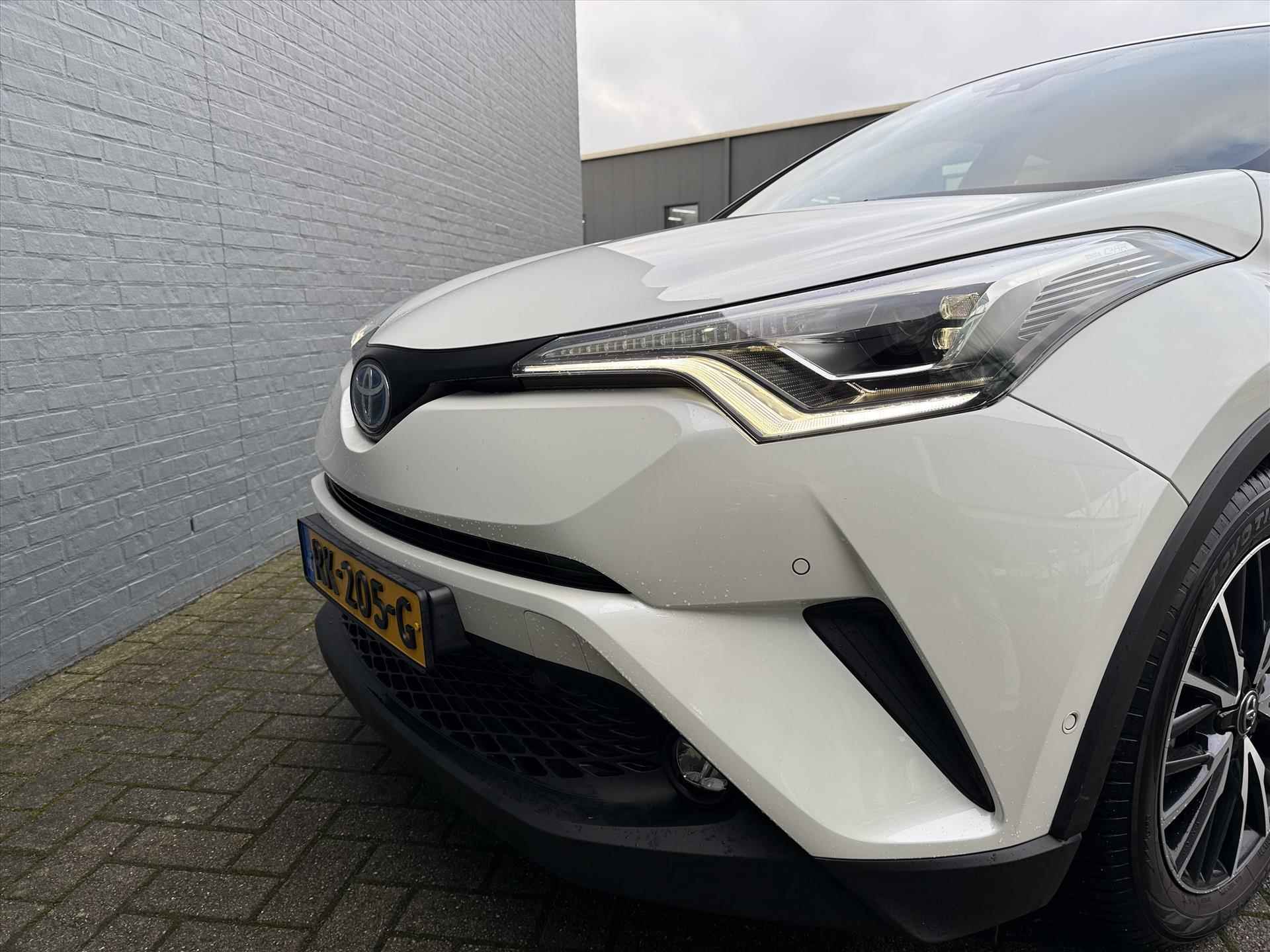 TOYOTA C-Hr 1.8 Hybrid 122pk CVT Executive | LED verlichting | Stuur & Stoelverwarming | Navigatie - 10/34