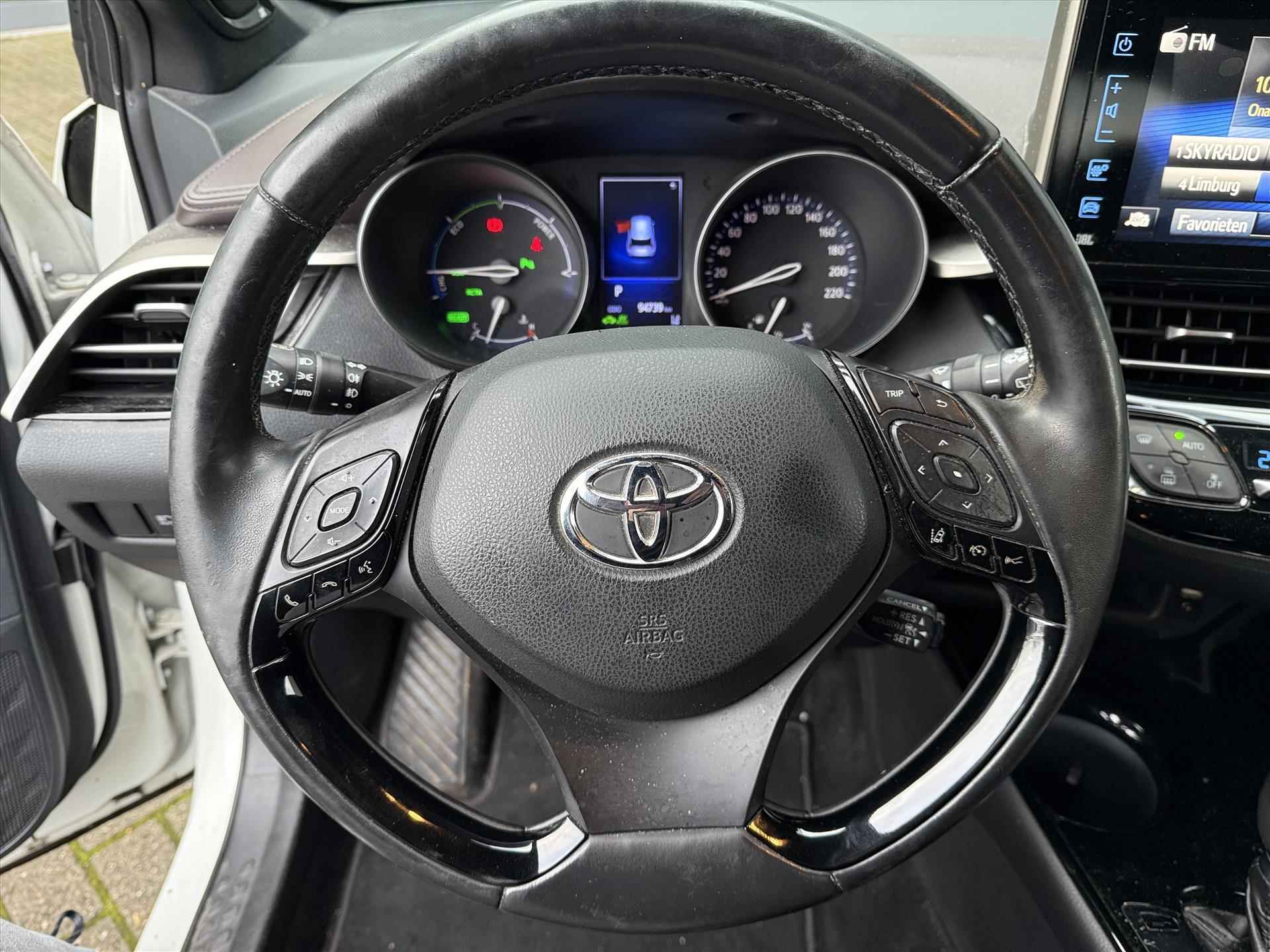 TOYOTA C-Hr 1.8 Hybrid 122pk CVT Executive | LED verlichting | Stuur & Stoelverwarming | Navigatie - 19/34