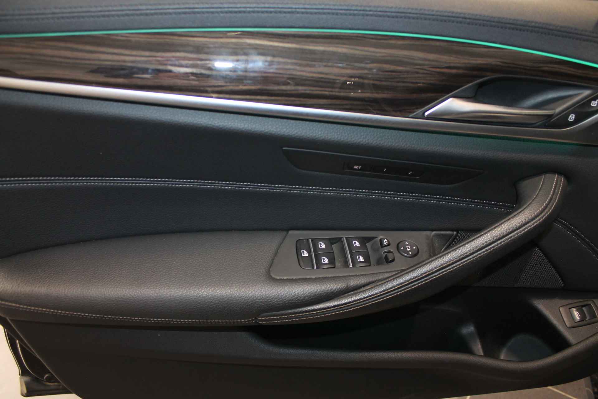 BMW 5-Serie Touring (g31) 520i 184pk Aut. High Executive Edition AUTOMAAT LED LMV CAMERA TREKHAAK SCHUIFDAK LEDER - 21/27