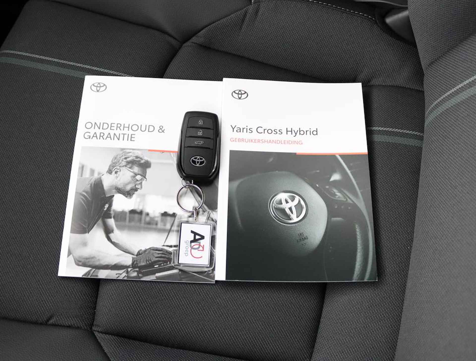 Toyota Yaris Cross Hybrid 130 Launch Edition - 11/46