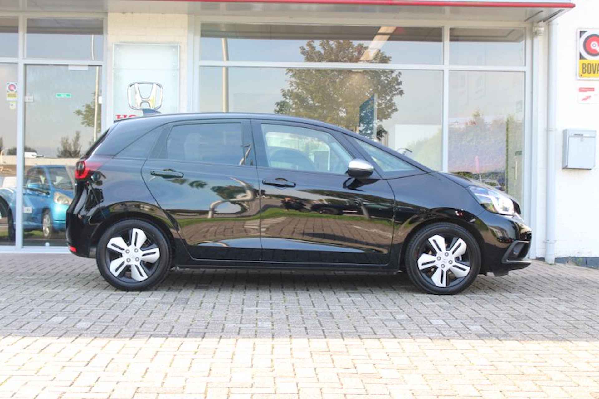 HONDA Jazz 1.5 i-MMD 109pk Hybrid AUTOMAAT Executive Navigatie Stuurverwarming Camera! - 3/51