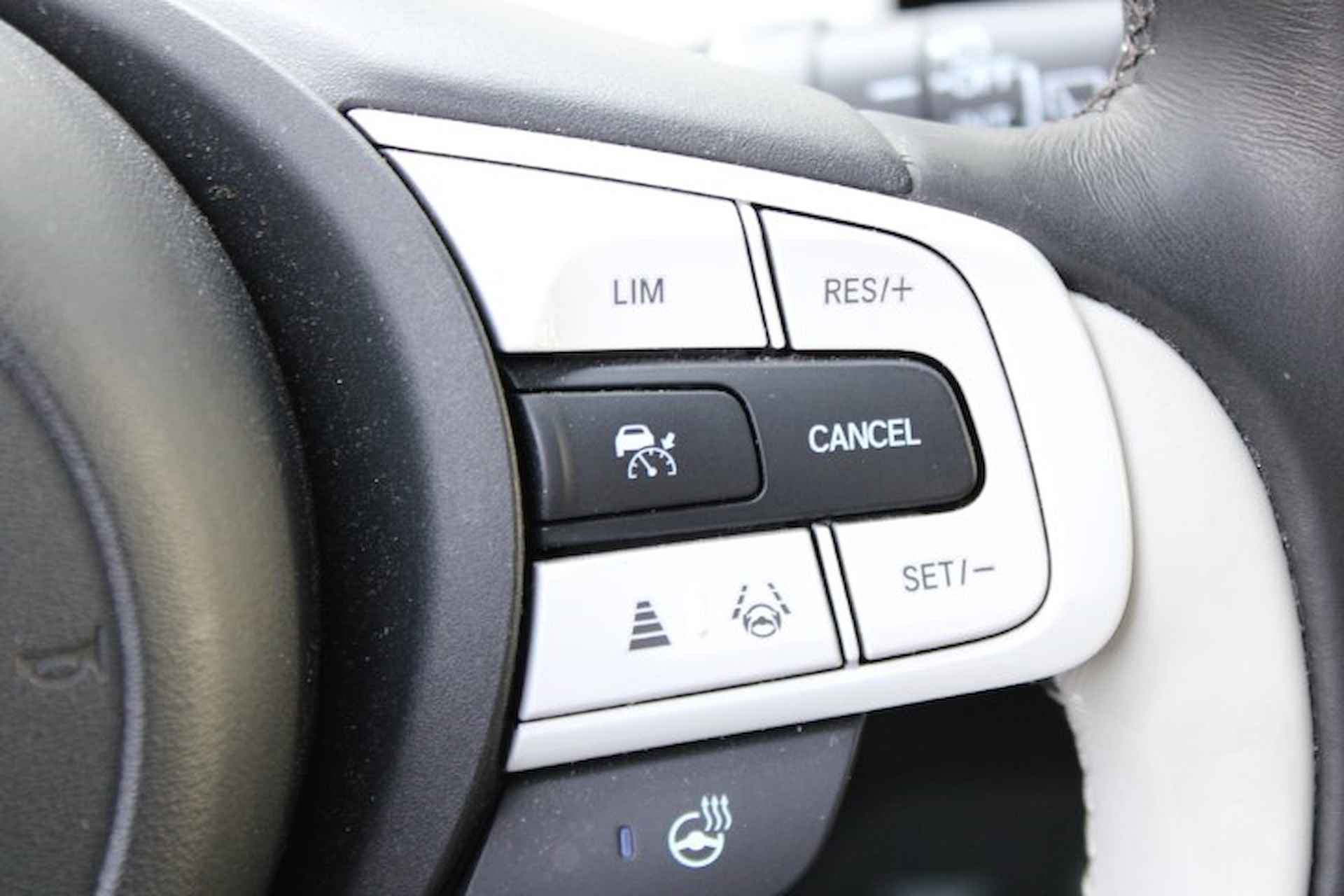 HONDA Jazz 1.5 i-MMD 109pk Hybrid AUTOMAAT Executive Navigatie Stuurverwarming Camera! - 23/51