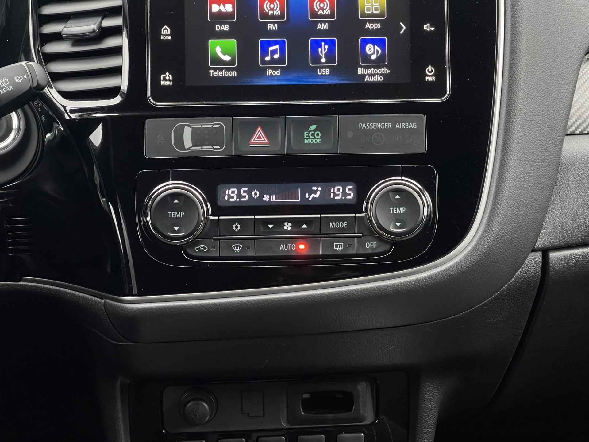 Mitsubishi Outlander 2.0 Connect Pro | Trekhaak | 360° Camera | Stuur- + Stoelverwarming | Apple Carplay/Android Auto | LED Koplampen | Rijklaarprijs! - 18/31