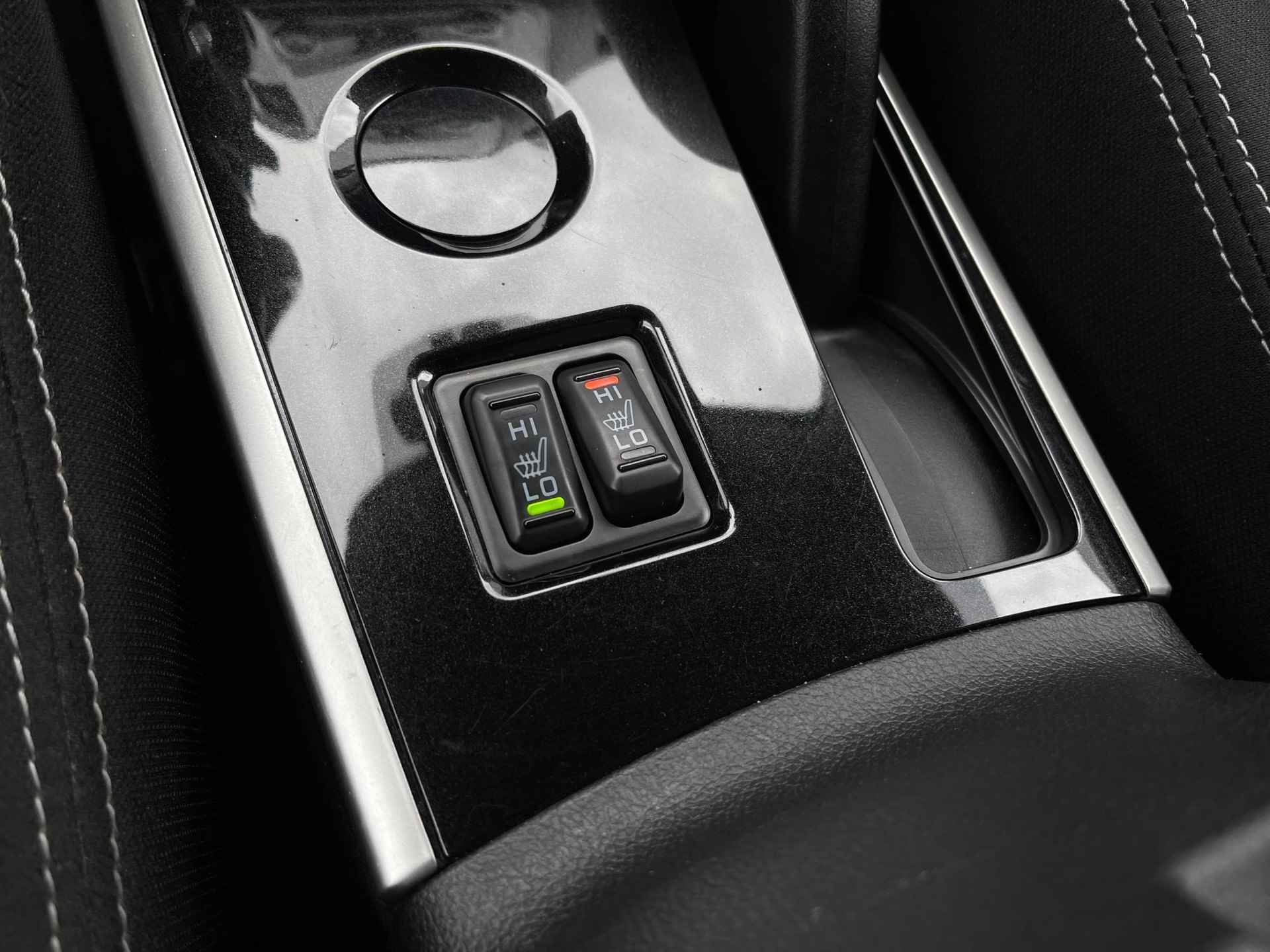 Mitsubishi Outlander 2.0 Connect Pro | Trekhaak | 360° Camera | Stuur- + Stoelverwarming | Apple Carplay/Android Auto | LED Koplampen | Rijklaarprijs! - 26/31