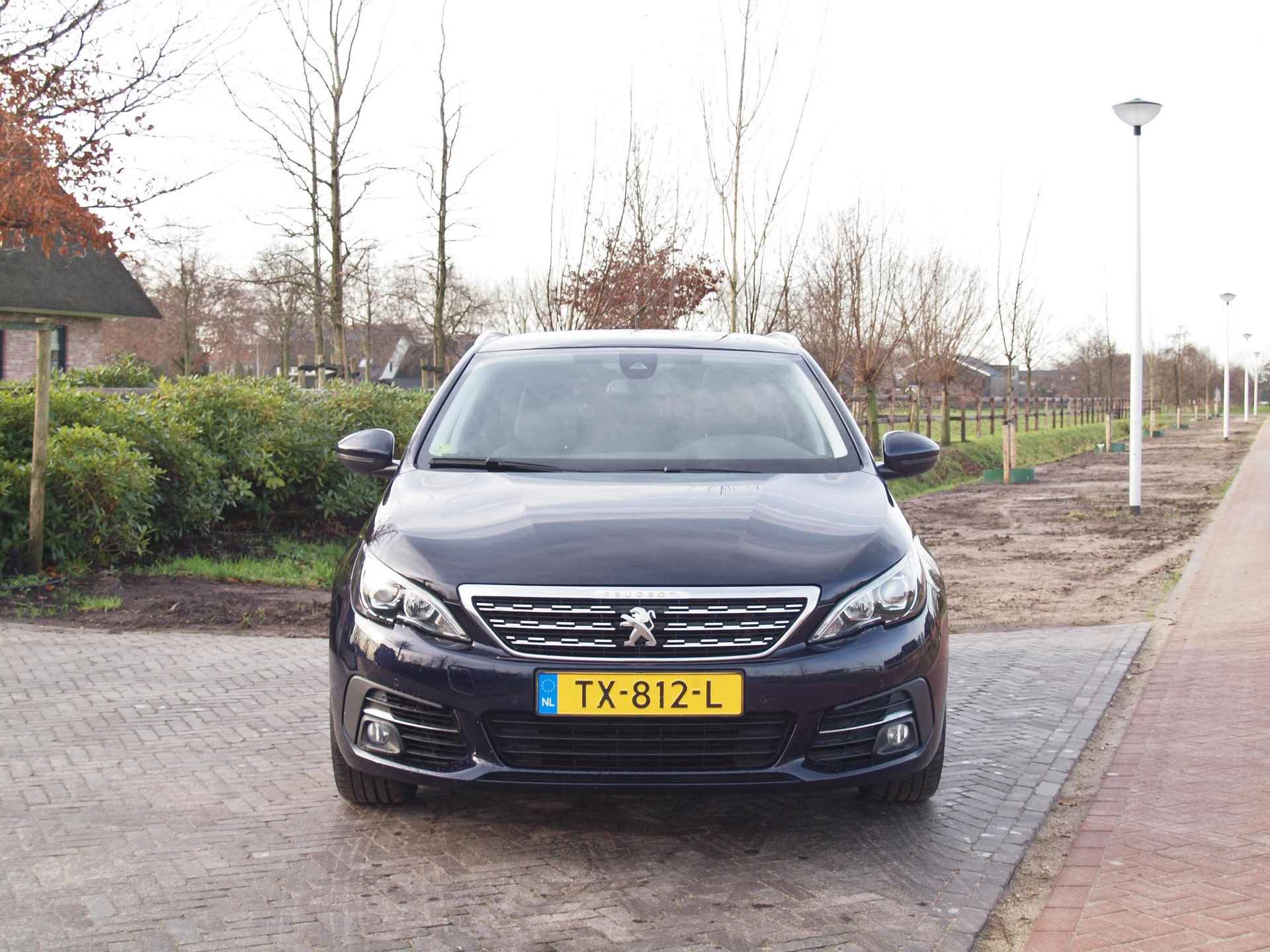 Peugeot 308 SW 1.5 BlueHDi Blue Lease Premium 130PK |Leer | Panoramadak | Camera | 17 Inch | Navi | NL-Auto | - 5/35