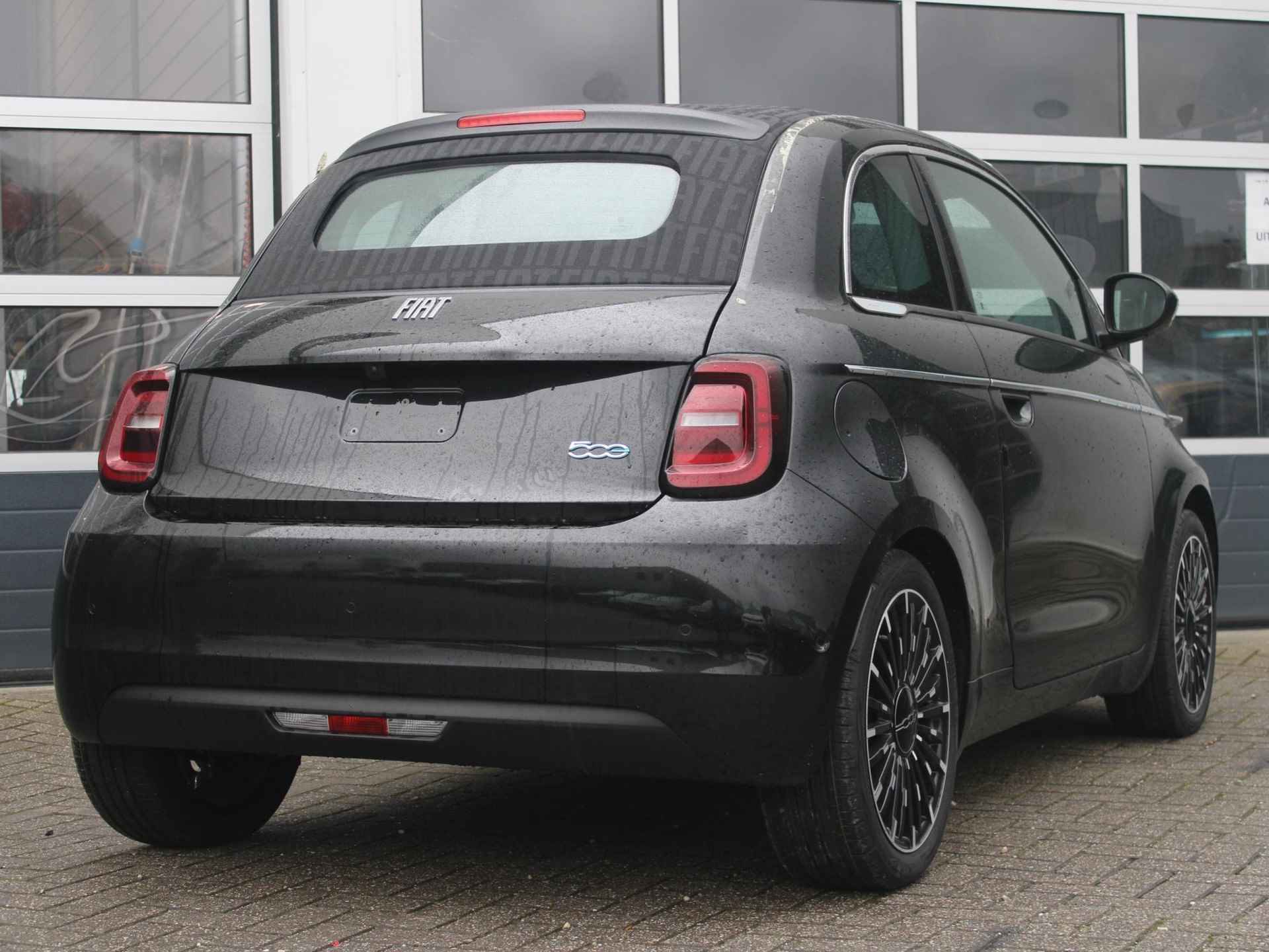 Fiat 500e Cabrio La Prima 42 kWh | By Bocelli | Leder | 17" | Navi | Winter Pack | - 16/23