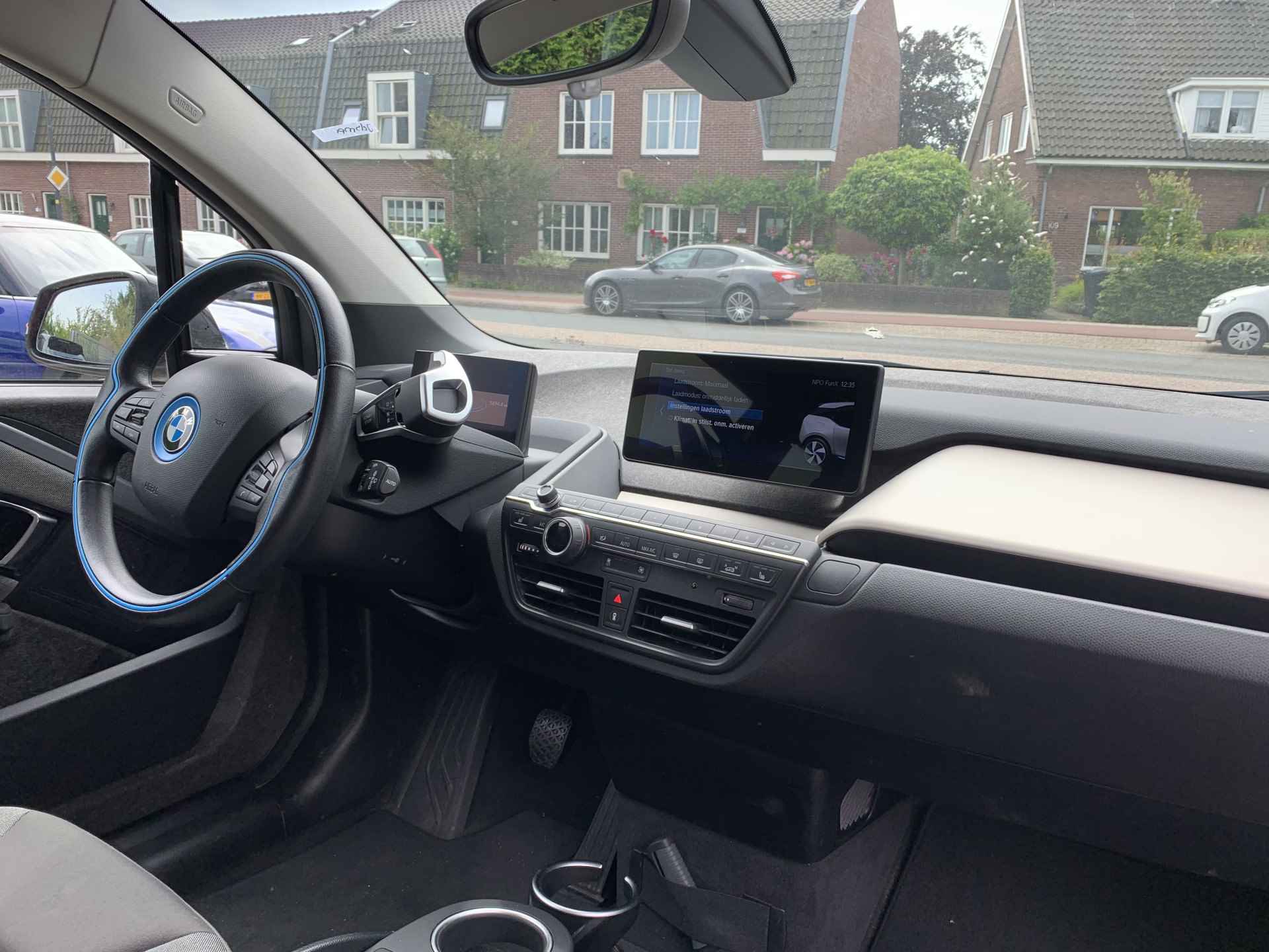 BMW i3 Executive Edition 120Ah, Driving assist | Connectivity pack - 5/28