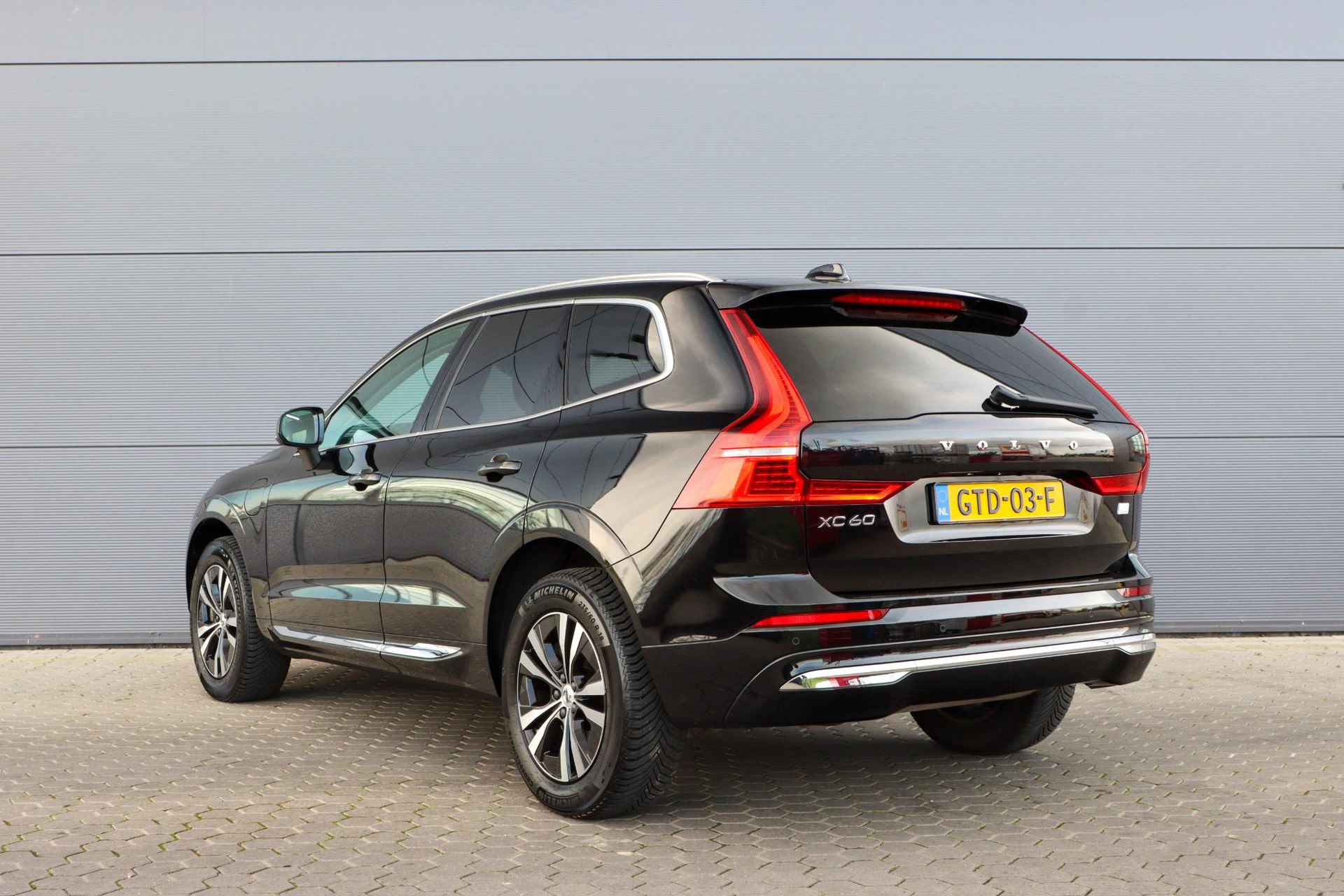 Volvo XC60 Recharge T6 AWD Core Bright Long range | PHEV | Panoramadak | Trekhaak | Adaptieve cruise  | Rijklaarprijs - incl.garantie - 21/49