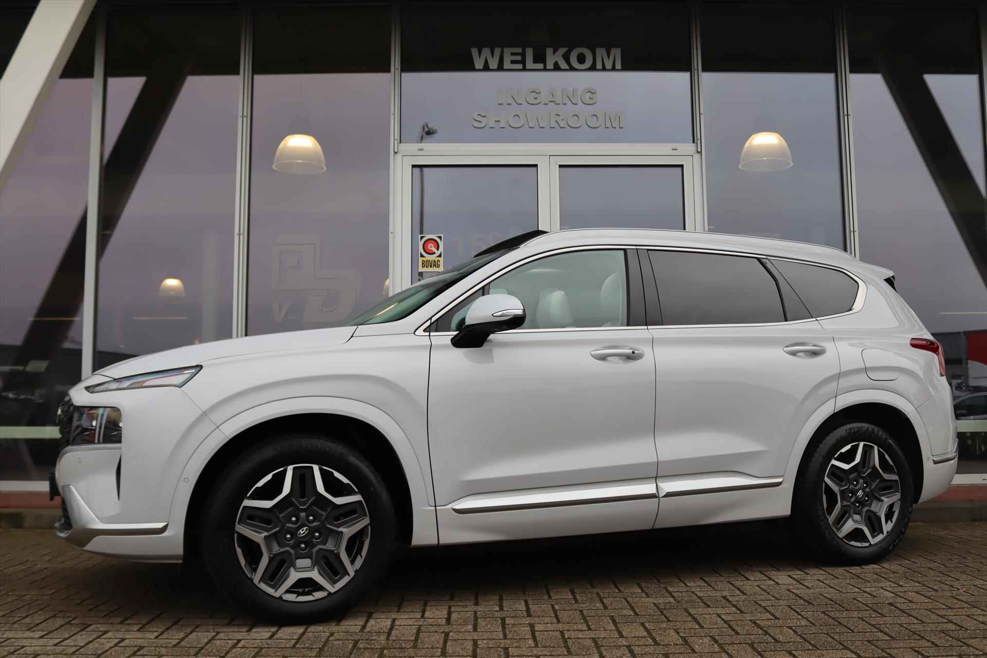 Hyundai Santa Fe 1.6T-GDI PHEV PREMIUM PLUS Sky Panodak | Leer | Trekhaak | 360 Camera | Head Up | Full Options | Parelmoer Wit | - 4/68