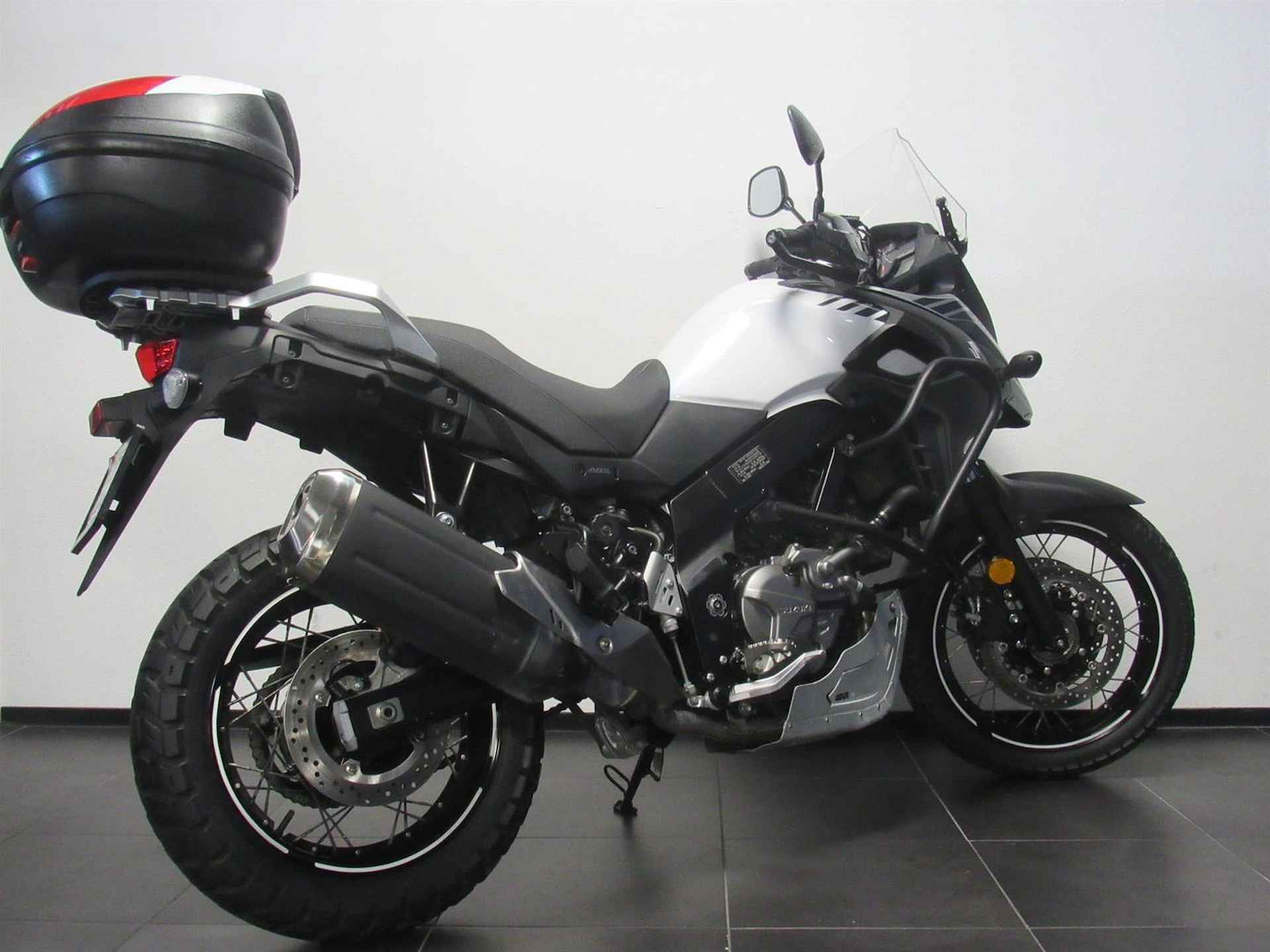 Suzuki DL 650 V-STROM XTA - 2018 - 6/14