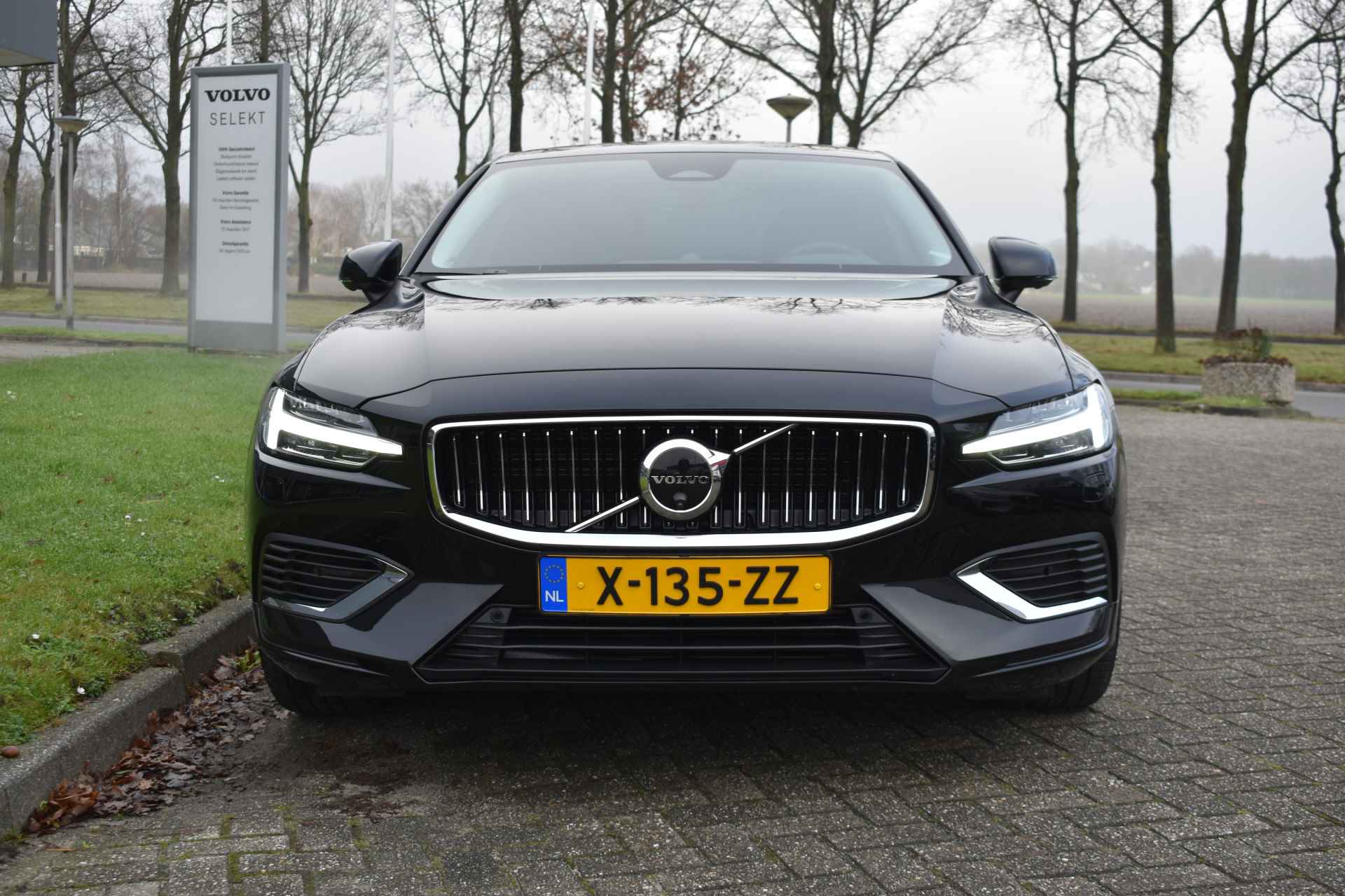 Volvo S60 Recharge T6 350PK Automaat AWD Ultimate Bright | Stoelmassage/ventilatie | B&W Audio | 360° Camera | Trekhaak | - 5/44