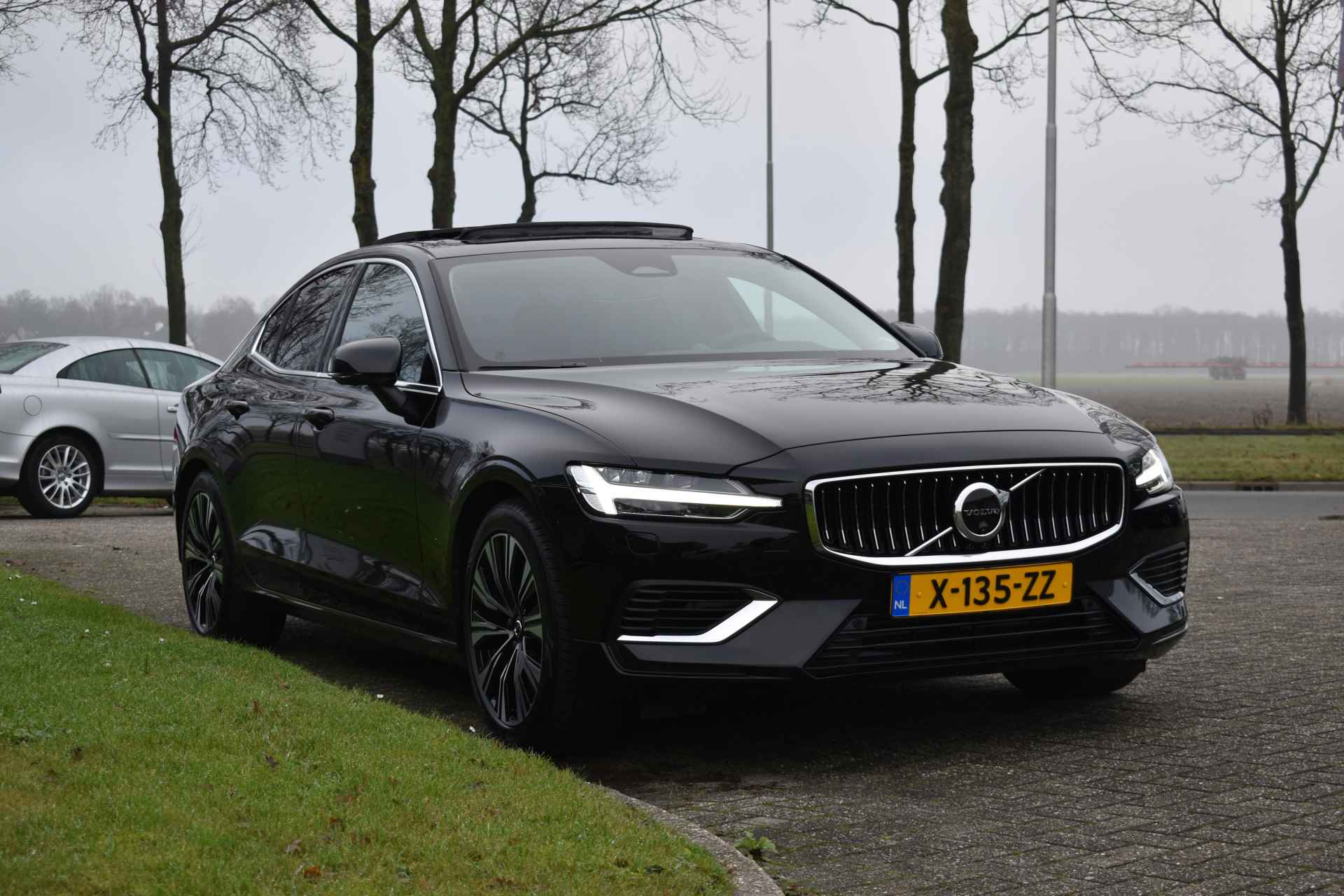 Volvo S60 Recharge T6 350PK Automaat AWD Ultimate Bright | Stoelmassage/ventilatie | B&W Audio | 360° Camera | Trekhaak | - 26/44