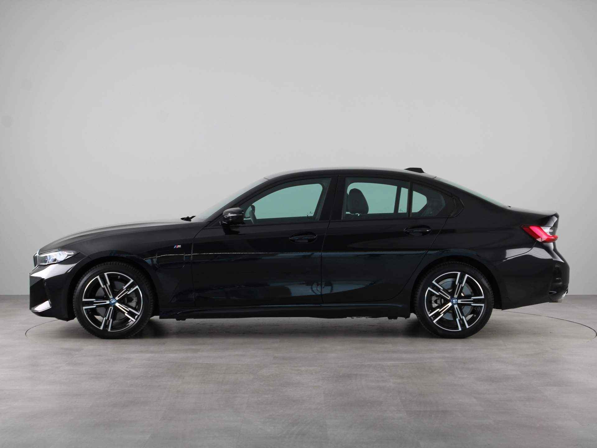 BMW 3 Serie 320e Sedan M Sportpakket - 14/26