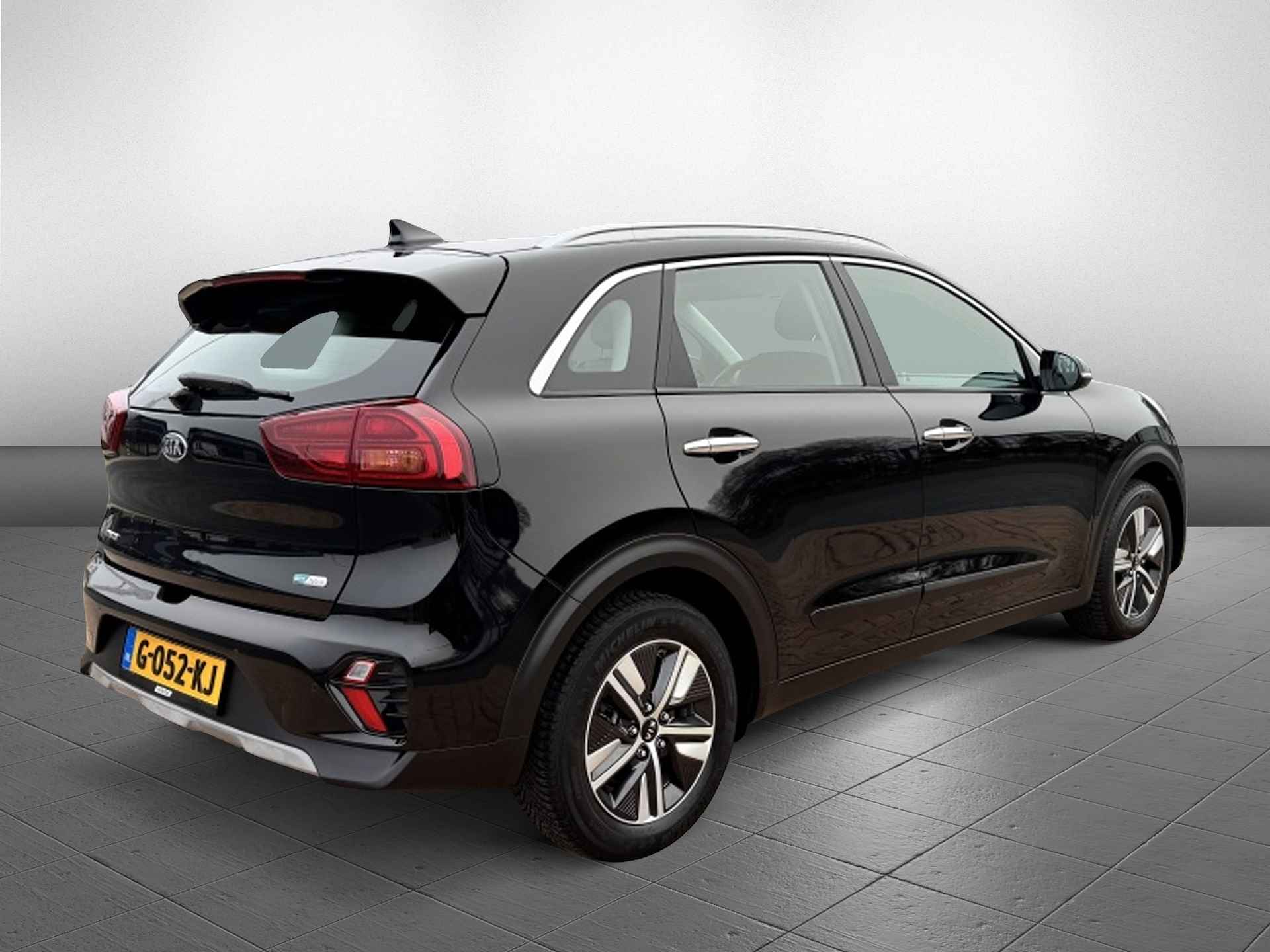 Kia Niro 1.6 GDi HEV DynamicLine - 5/24