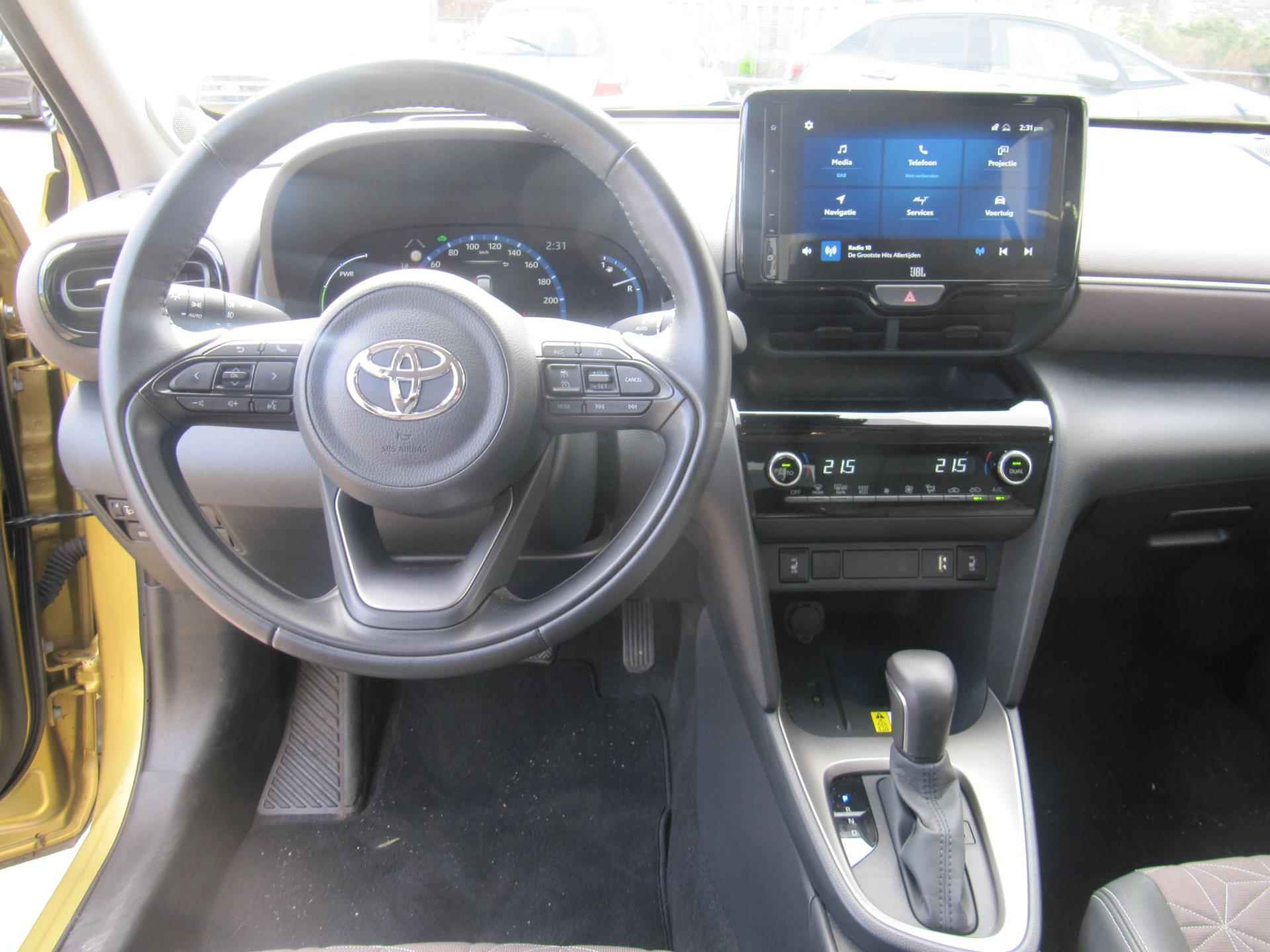 Toyota Yaris Cross 1.5 Hybrid Executive - 10/12