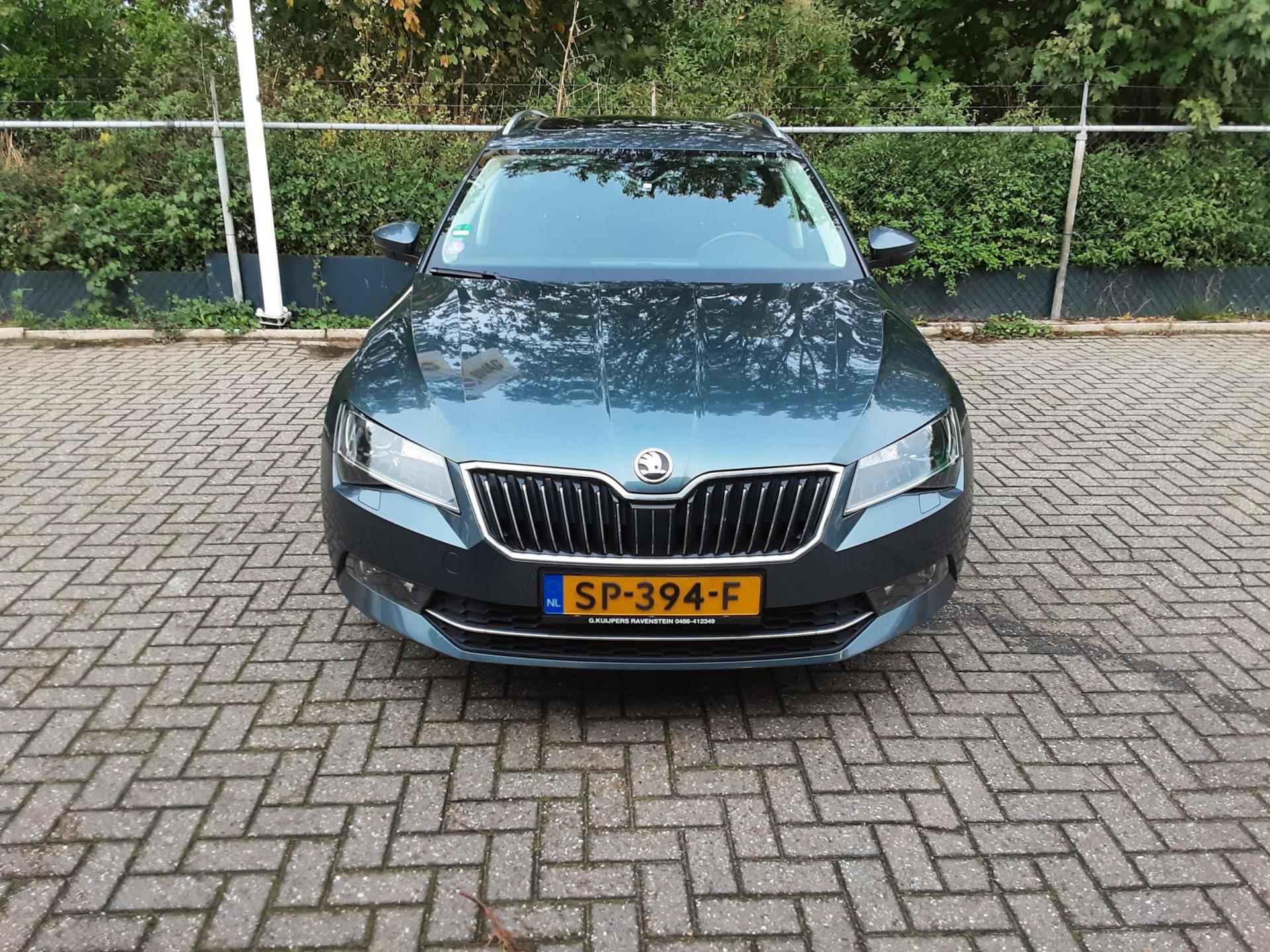 Skoda Superb Combi 1.6 TDI Ambition Business AUTOMAAT - 6/21