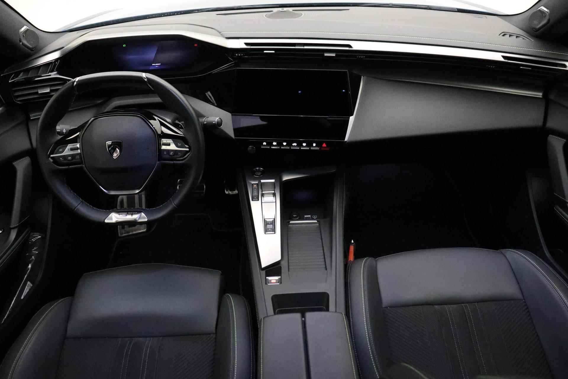 Peugeot 408 1.6 HYbrid GT 225 EAT8 First Edition | AGR Comfort Stoel | Massage & Stoelverwarming | Elektronische Achterklep | 20 Inch Velgen | Adaptieve Cruise Control | Navigatie | Draadloos Apple Carplay & Android Auto - 14/48