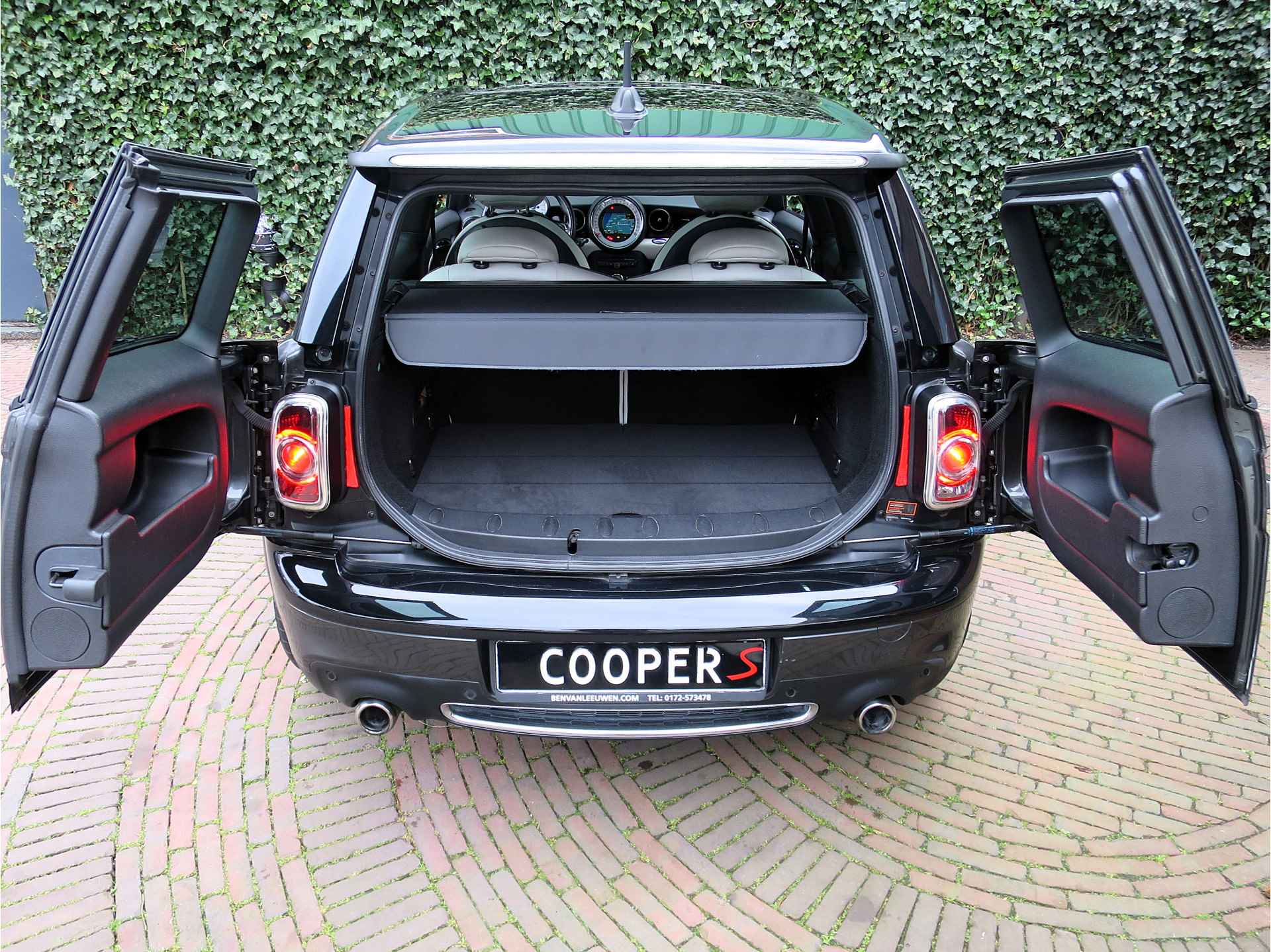 MINI Clubman 1.6 Cooper S Chili R55 LCI automaat met Pano, Leer, Navi, BT, HK audio en 17" - 8/50