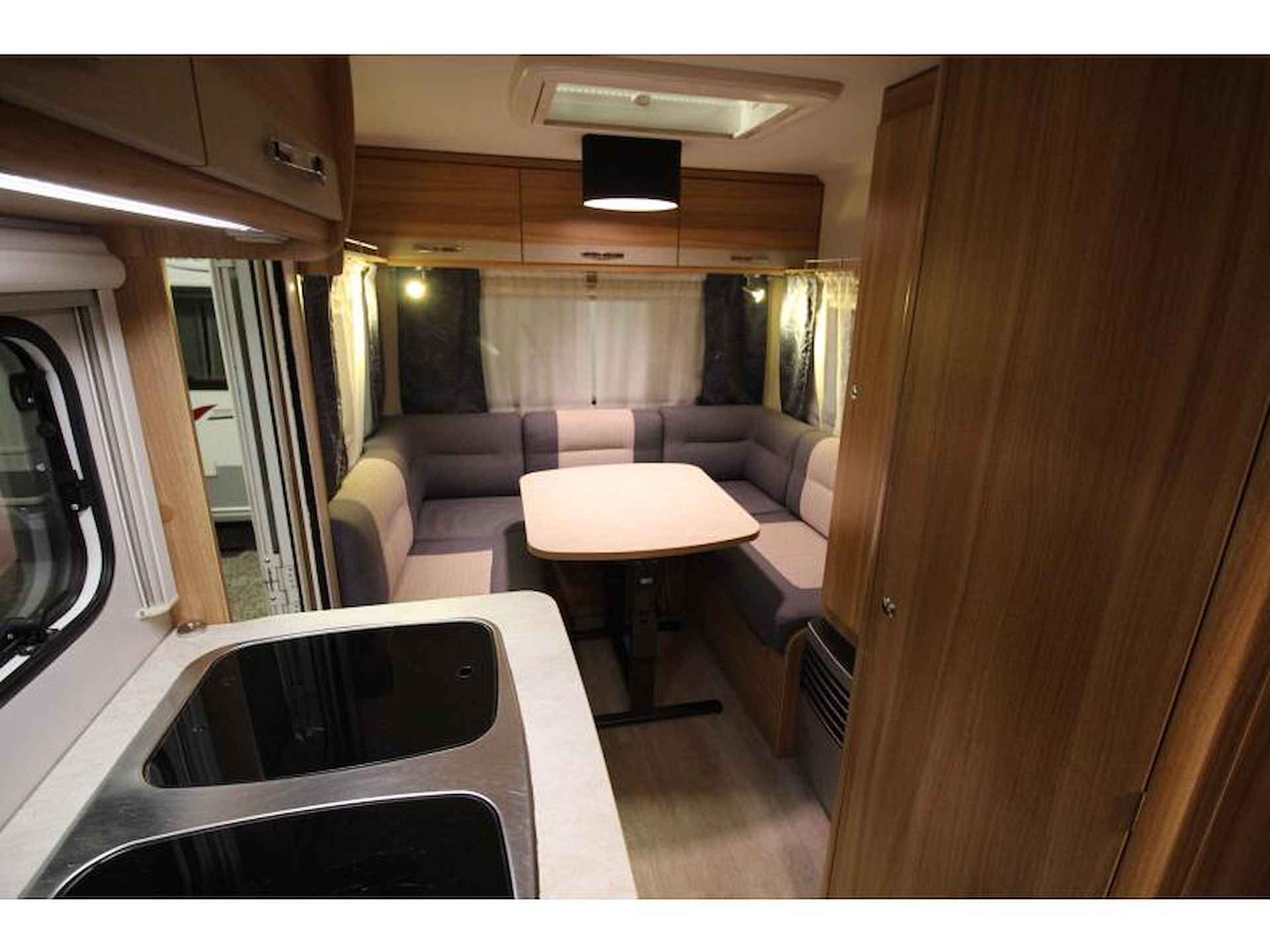 Caravelair Antares Style 440 Lichtgewicht Thule - 9/25