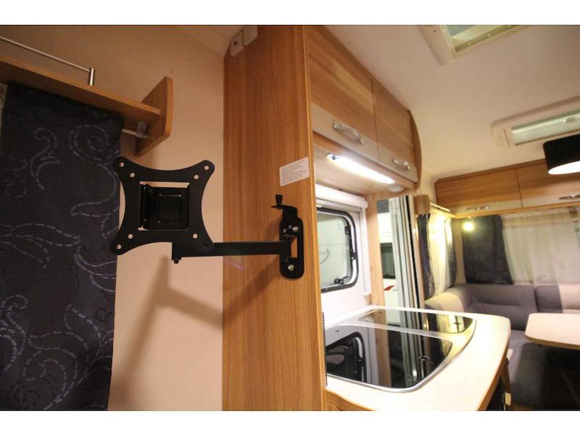 Caravelair Antares Style 440 Lichtgewicht Thule - 10/25