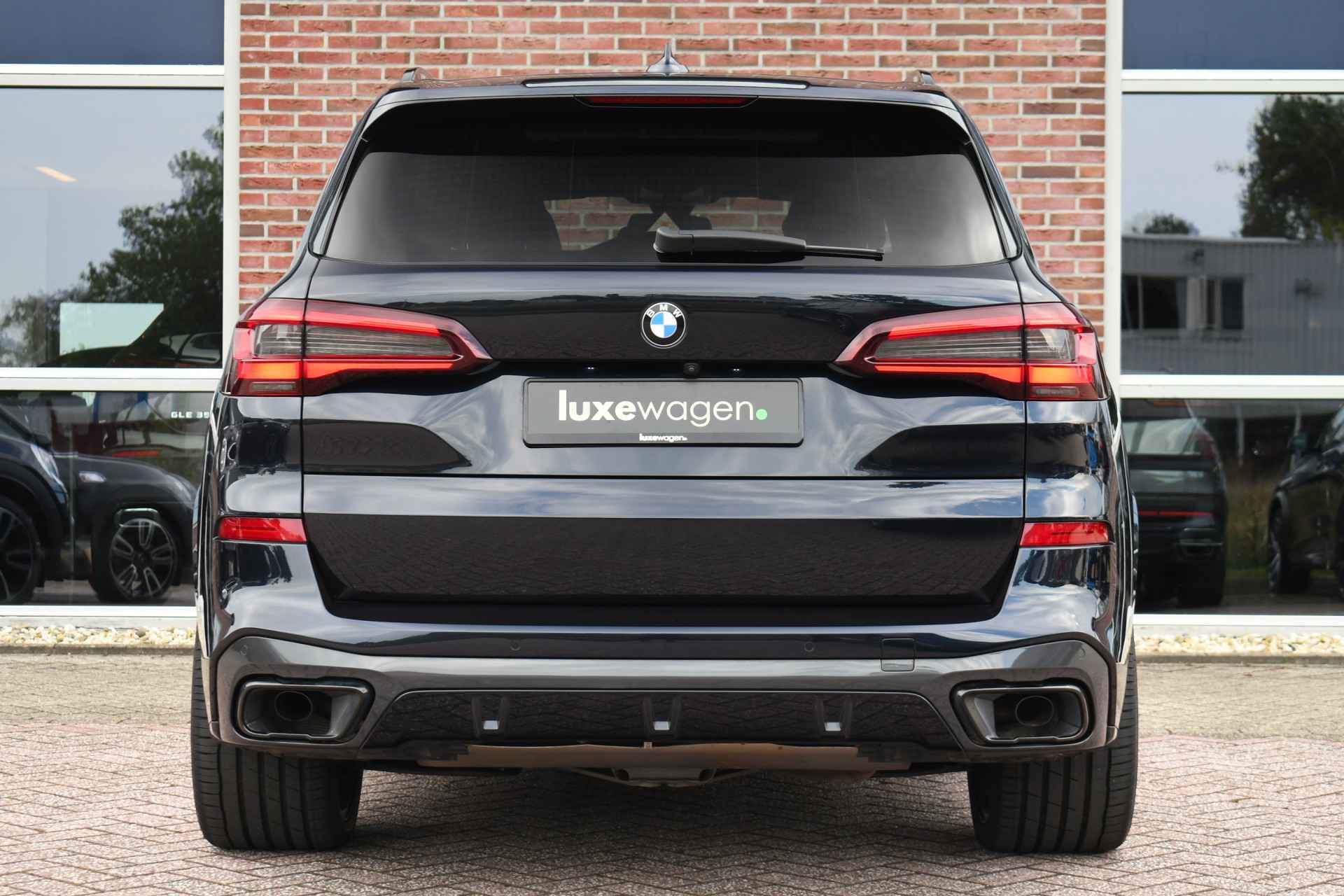 BMW X5 xDrive45e M-Sport M-zetels Pano Trekh Soft-close 360 HUD 22inch Laser - 8/42