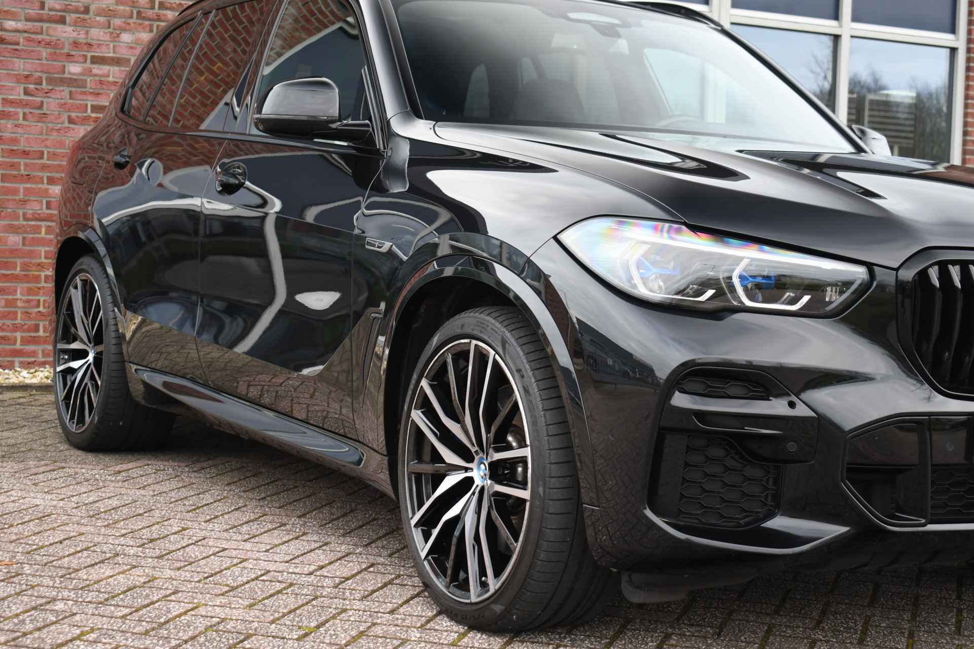 BMW X5 xDrive45e M-Sport M-zetels Pano Trekh Soft-close 360 HUD 22inch Laser - 35/42