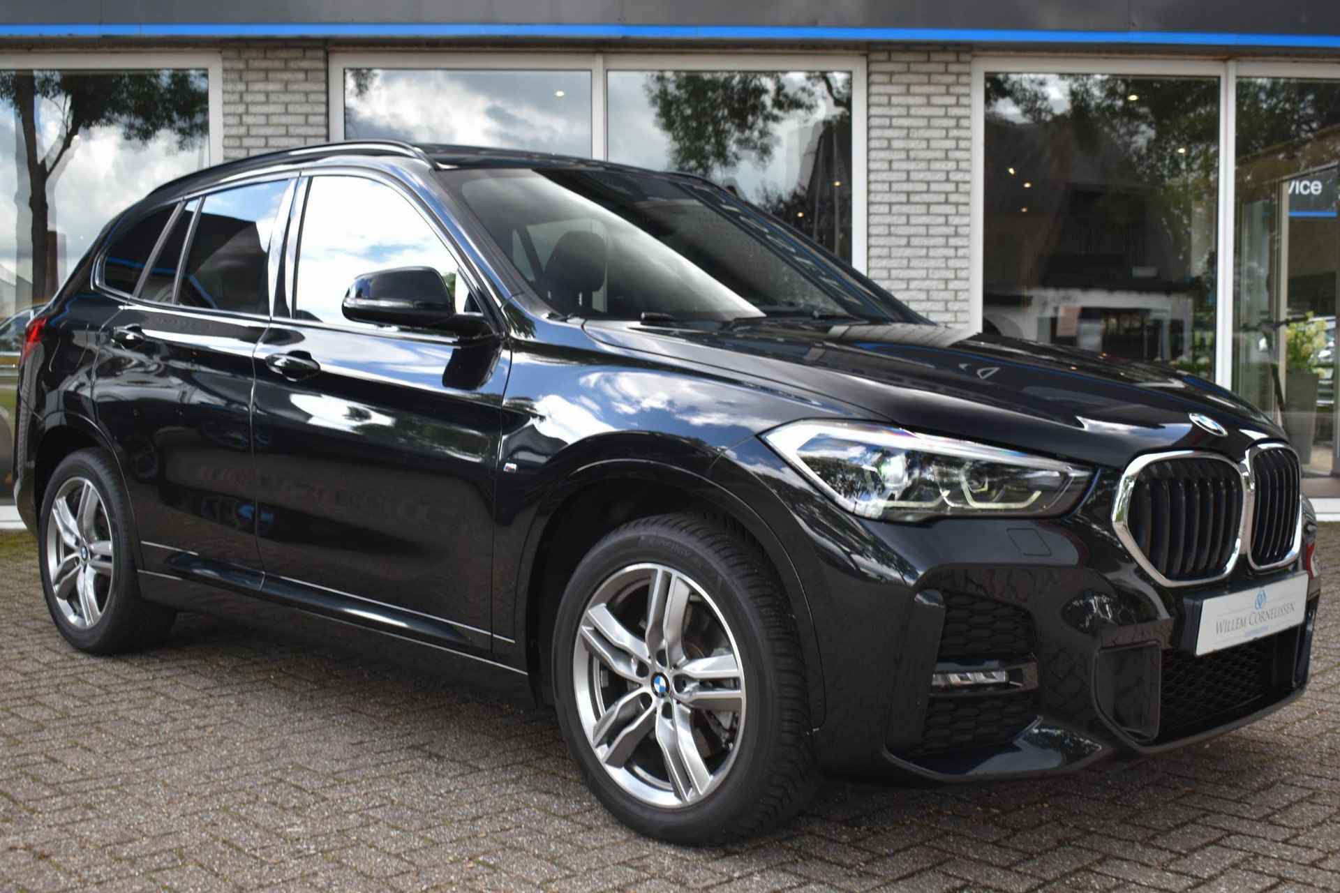 BMW X1 xDrive20i Aut M-Sport Executive Panoramadak Camera - 7/34