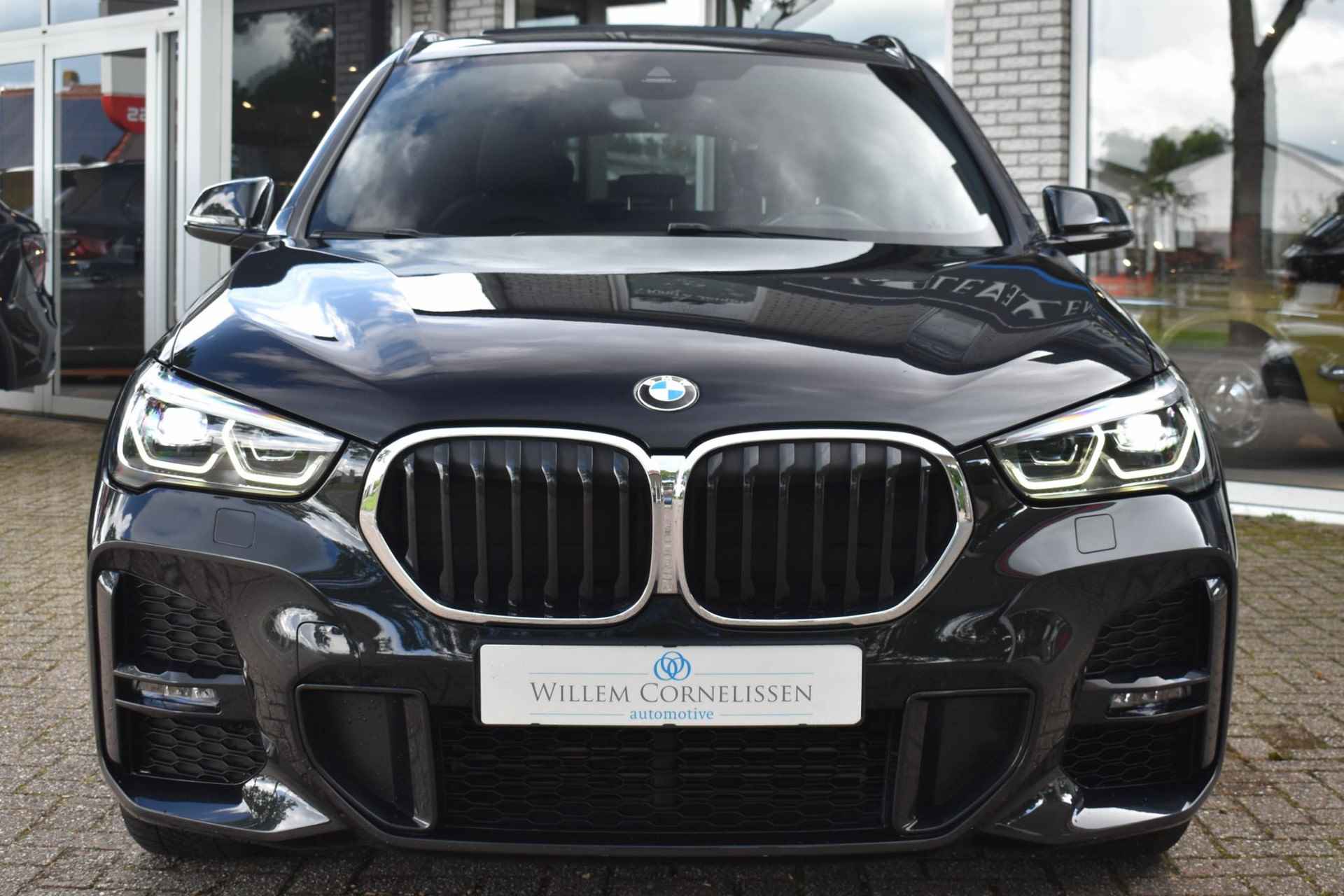 BMW X1 xDrive20i Aut M-Sport Executive Panoramadak Camera - 10/34