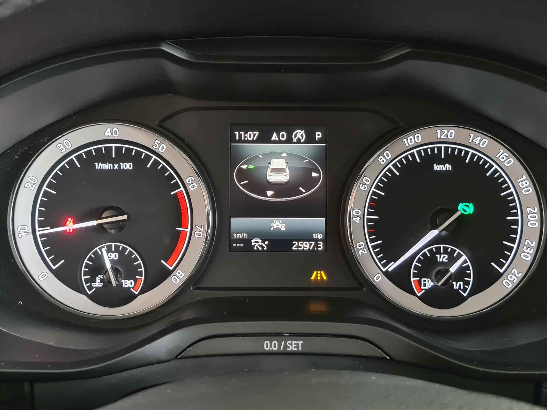 SKODA Kodiaq 1.5 TSI Greentech ACT 150pk Limited Business Edition AUTOMAAT TREKHAAK CAMERA NAVI LED - 17/34