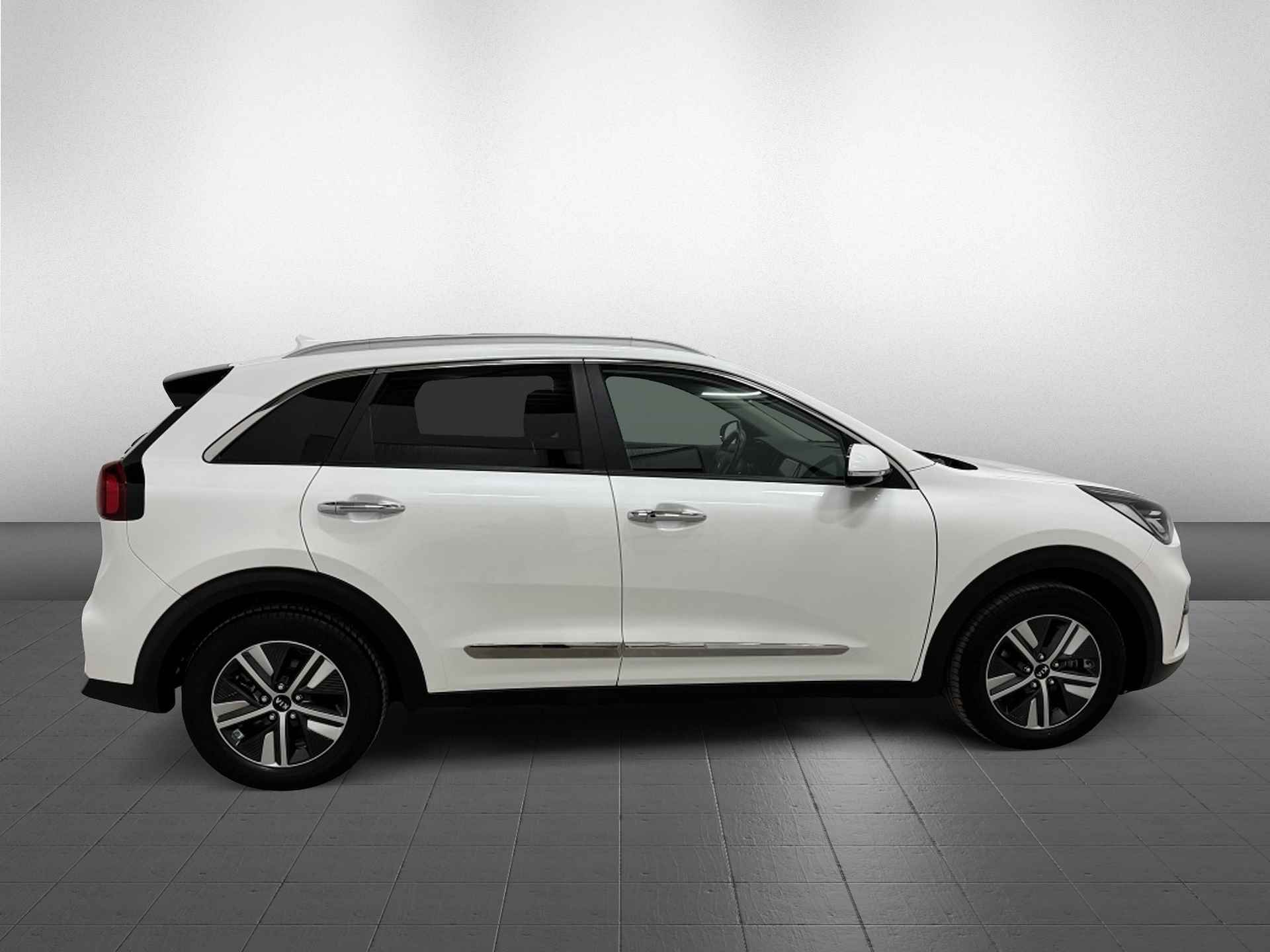 Kia Niro 1.6 GDi PHEV DynamicPlusLine - 6/30