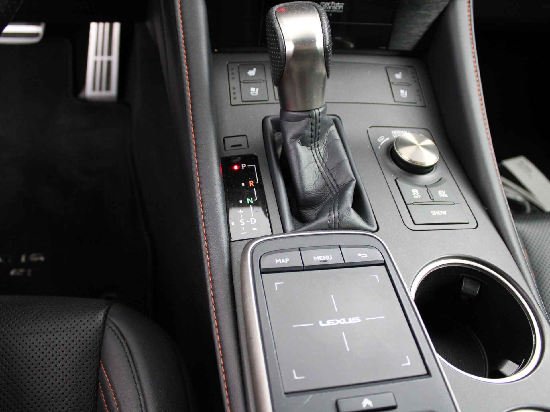 Lexus RC 300h F-Sport Line Limited | Mark Levinson Audio | Stoel- en stuurverwarming | Dodehoek Detectie | - 46/50