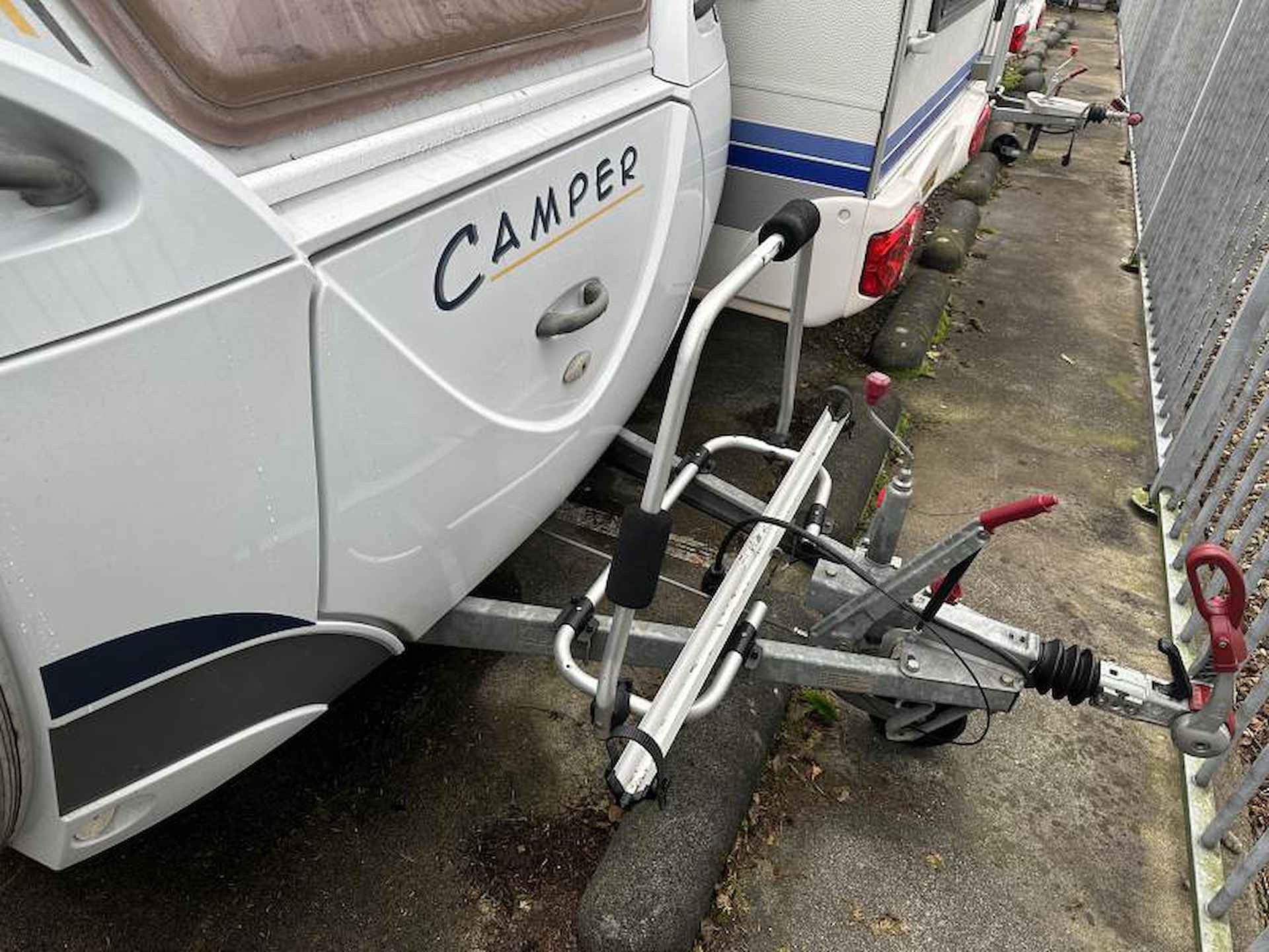 Dethleffs Camper 440 DB +mover+zakluifel+fietsend - 12/16